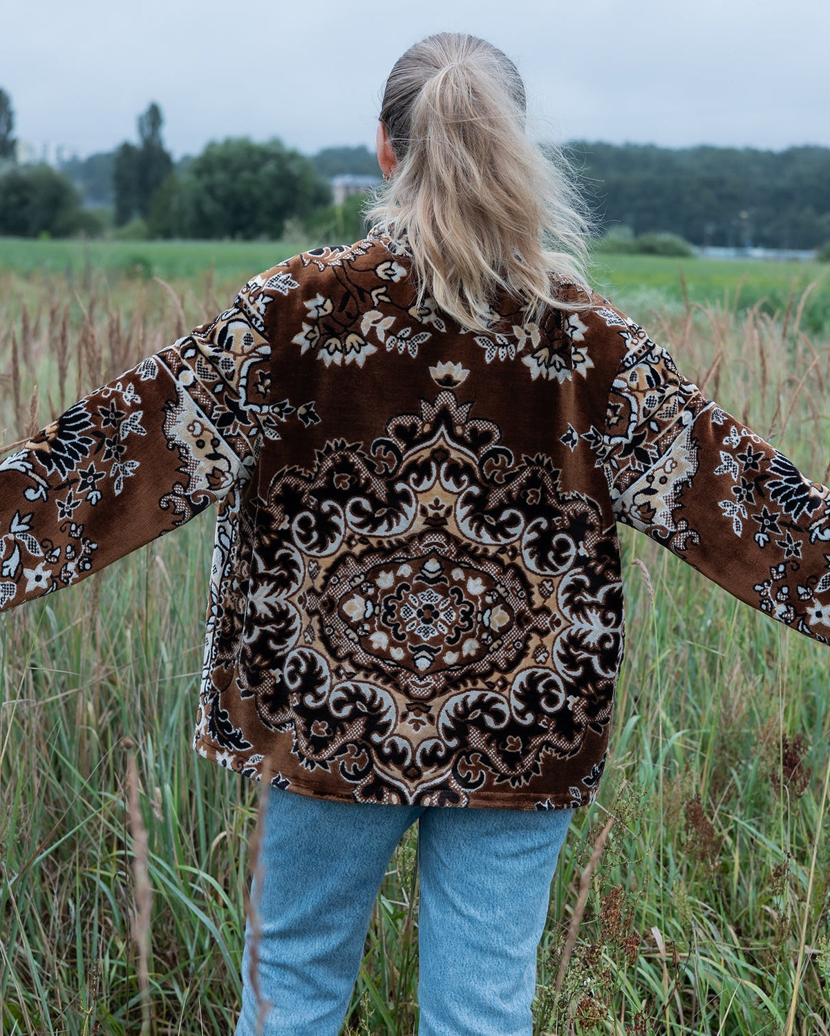 close-up tapestry pattern rich wool vintage blanket jacket size L