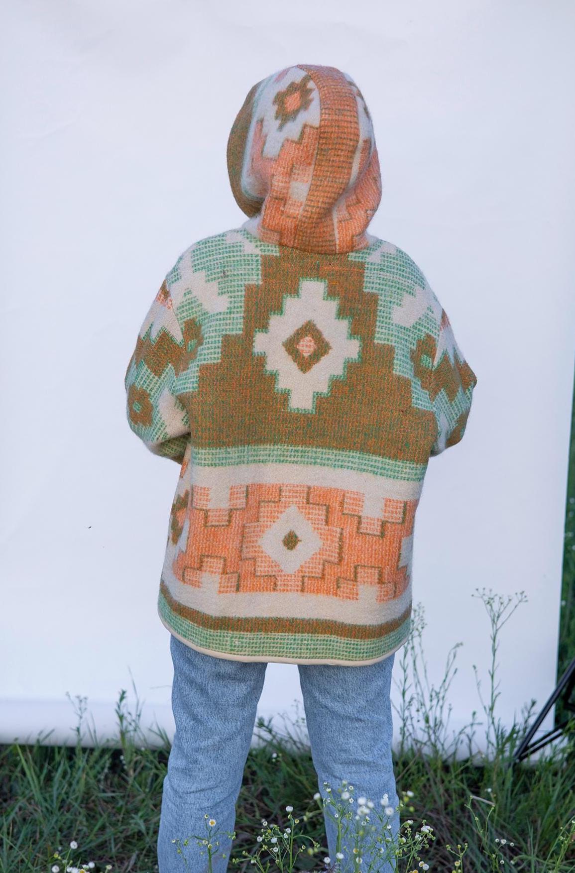 Upcycled Wool Blanket Hoodie, Ethnic Print Pullover Warm and Cozy Size M/L,wool hoodie mens,vintage hooded coat,hudson bay coat, jacket.