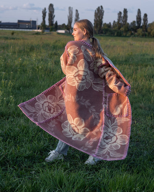 side view oversized floral pattern long wool blanket coat