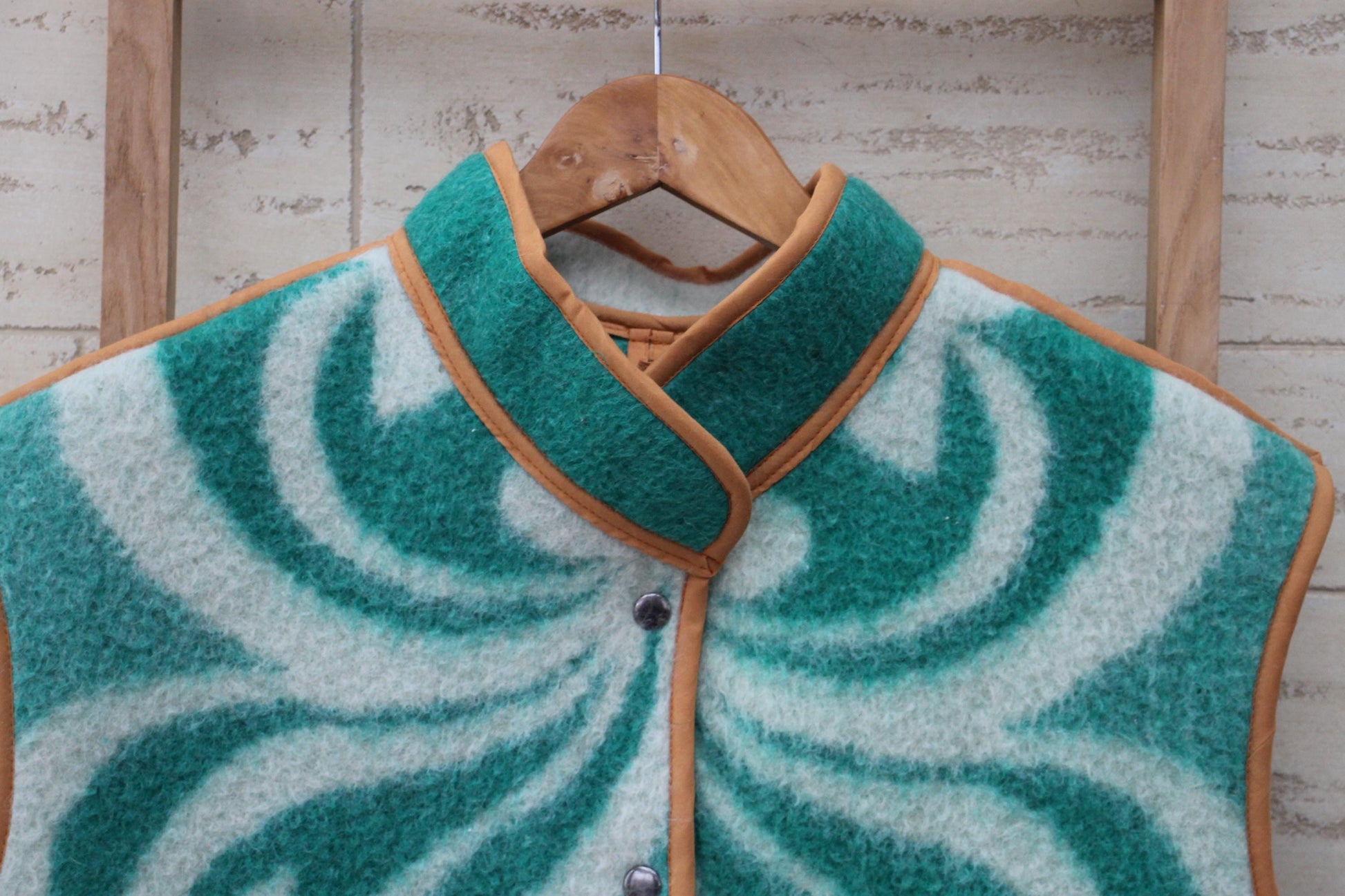 Blanket wool vest jacket size 8-10 M L,green blanket coat jacket, upcycled coats women,woolen vest plaid,dutch blanket coat,handmade