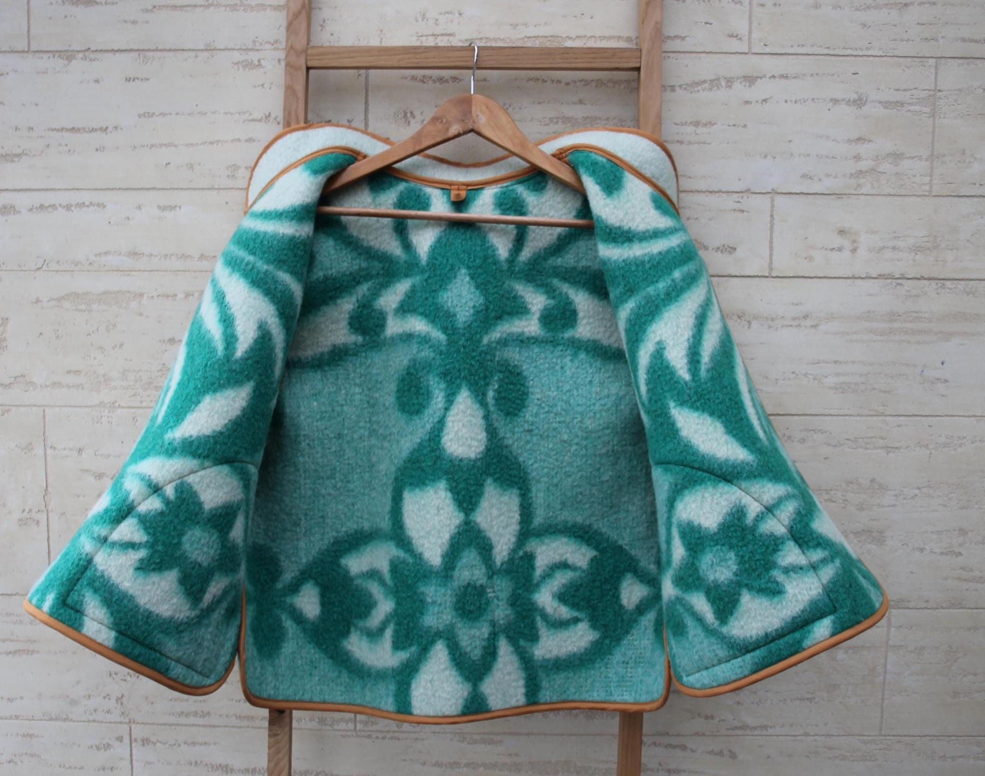 Blanket wool vest jacket size 8-10 M L,green blanket coat jacket, upcycled coats women,woolen vest plaid,dutch blanket coat,handmade