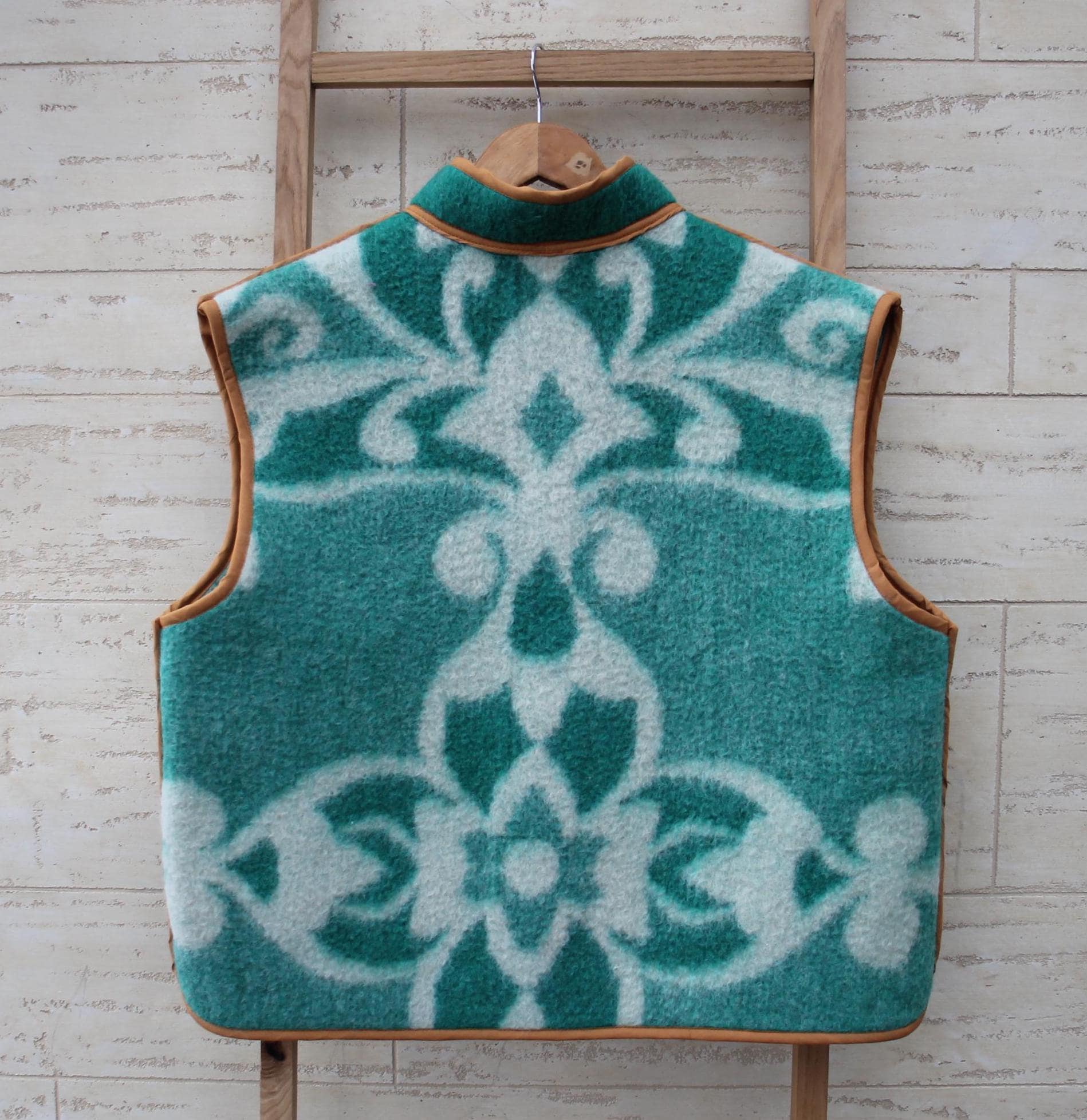 Blanket wool vest jacket size 8-10 M L,green blanket coat jacket, upcycled coats women,woolen vest plaid,dutch blanket coat,handmade