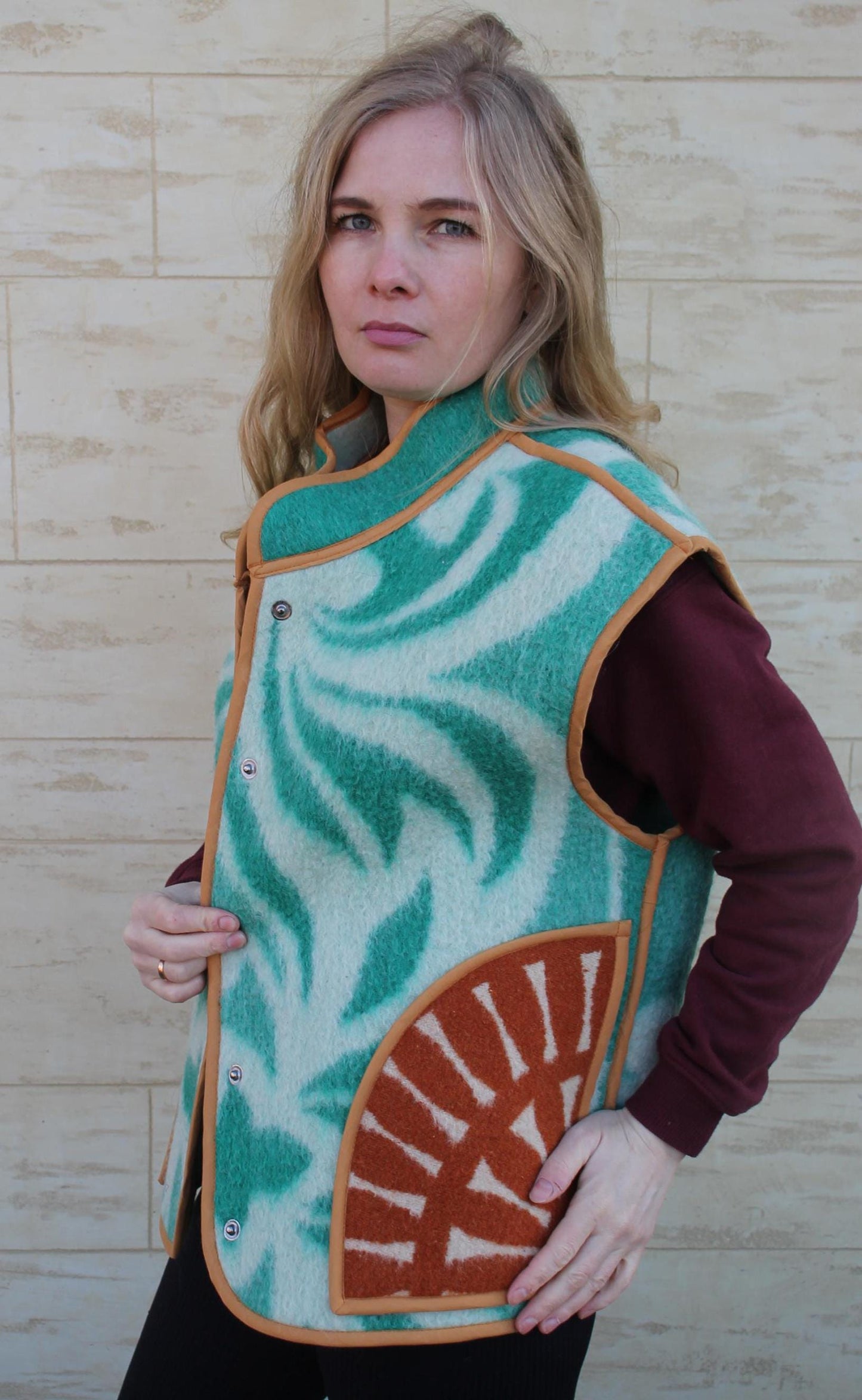 Blanket wool vest jacket size 8-10 M L,green blanket coat jacket, upcycled coats women,woolen vest plaid,dutch blanket coat,handmade