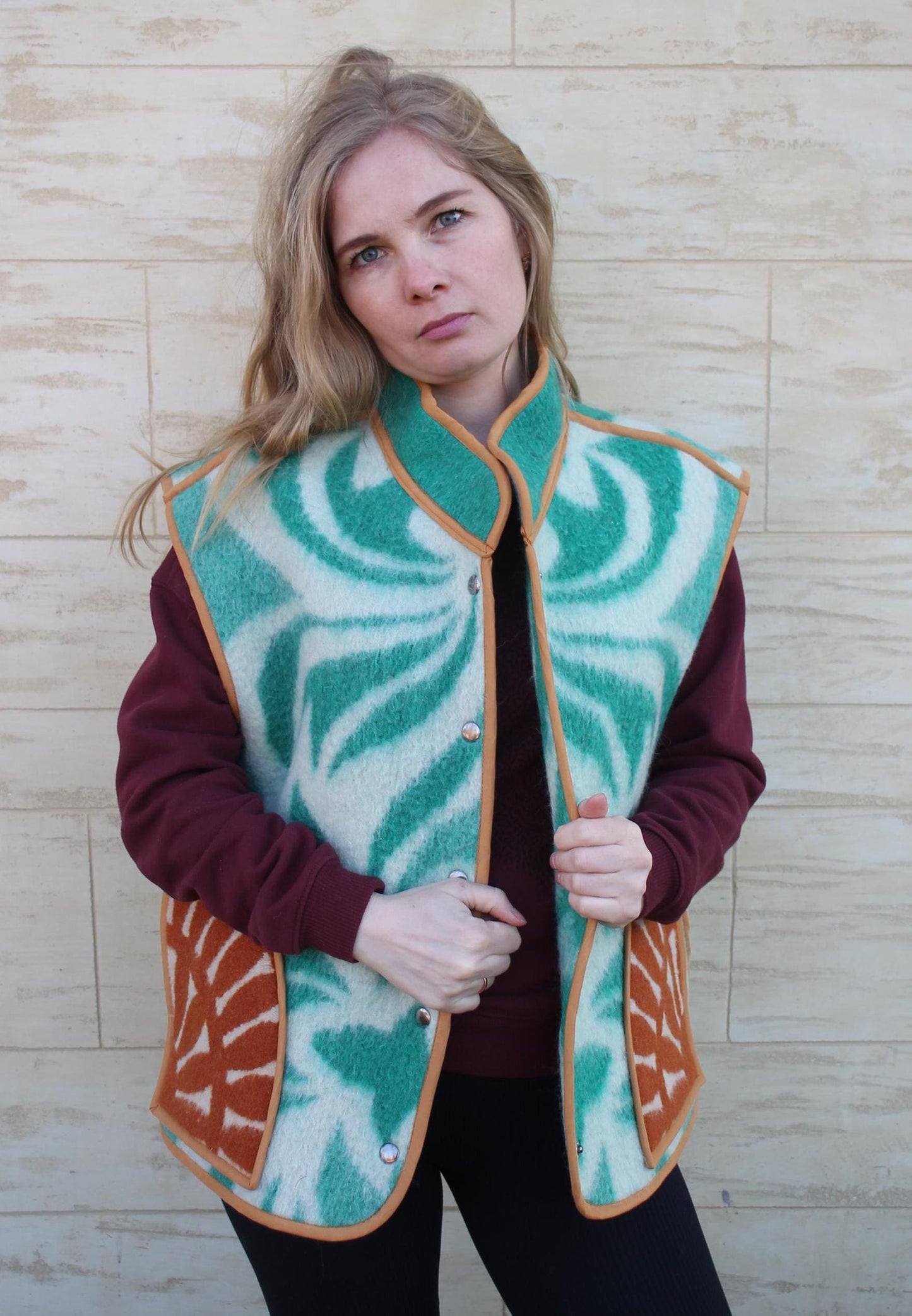 Blanket wool vest jacket size 8-10 M L,green blanket coat jacket, upcycled coats women,woolen vest plaid,dutch blanket coat,handmade