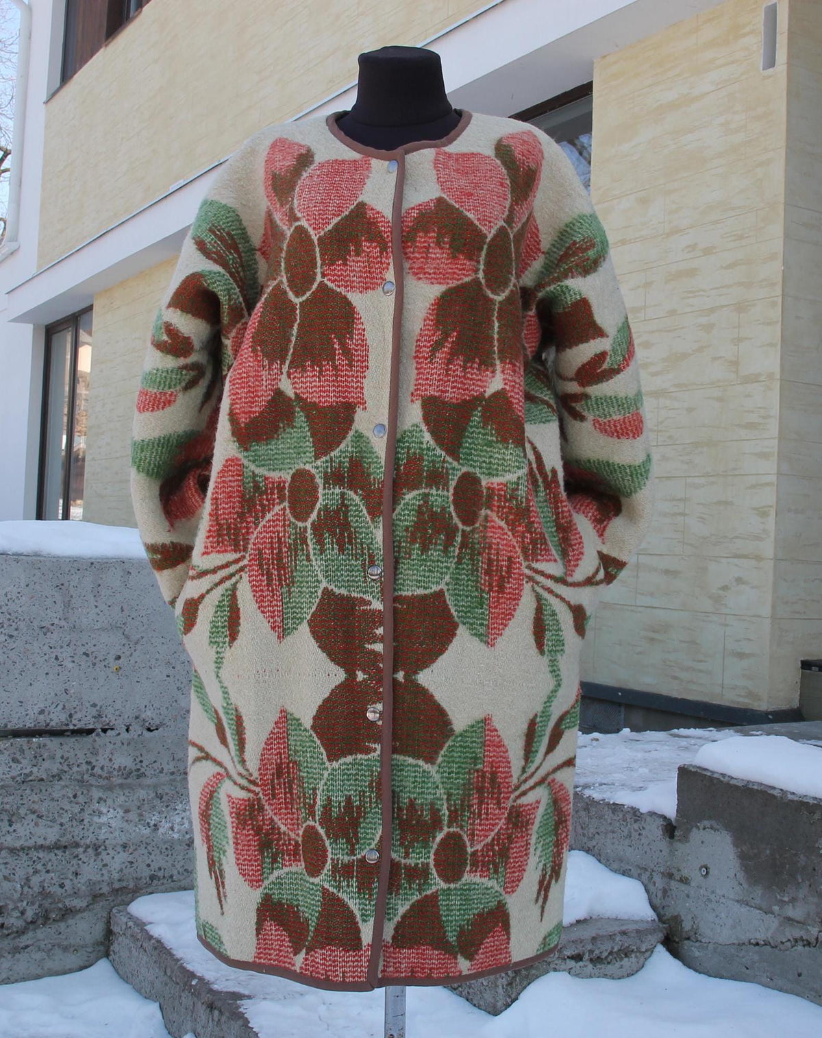 Upcycled Wool Blanket Coat, Floral Vintage Jacket (Size M-L)