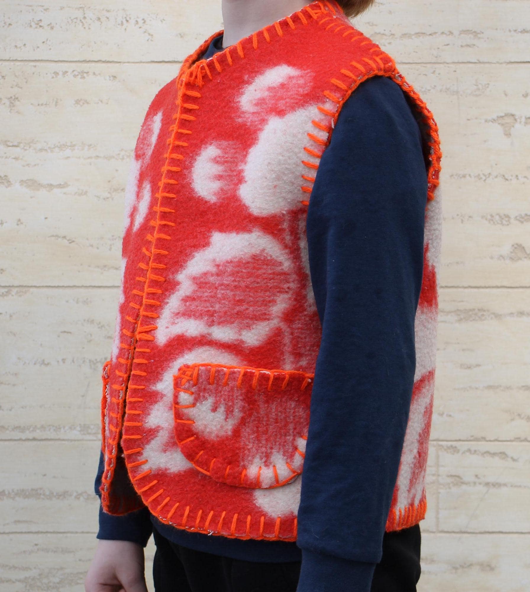 Wool Kids Vest Blanket,Vintage Upcycled Wool Gilet for Boys Girls,Handmade Warm Toddler red Vest Size 5–8 Years,fleece vest,unique kids gift