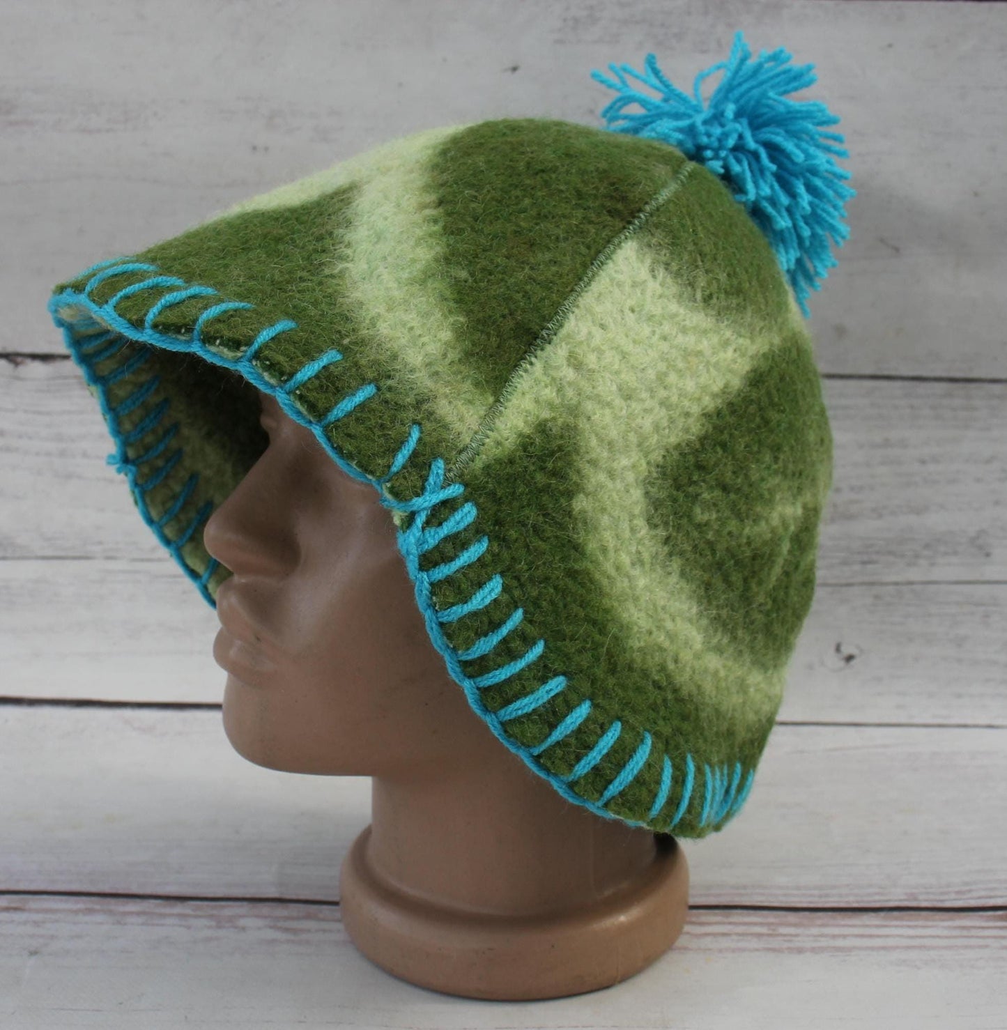 100% wool sauna hat thick,thick large hat for a bath,organic sauna hat,embrodiered green hat cool,handmade banya hat vegan,sauna accessories