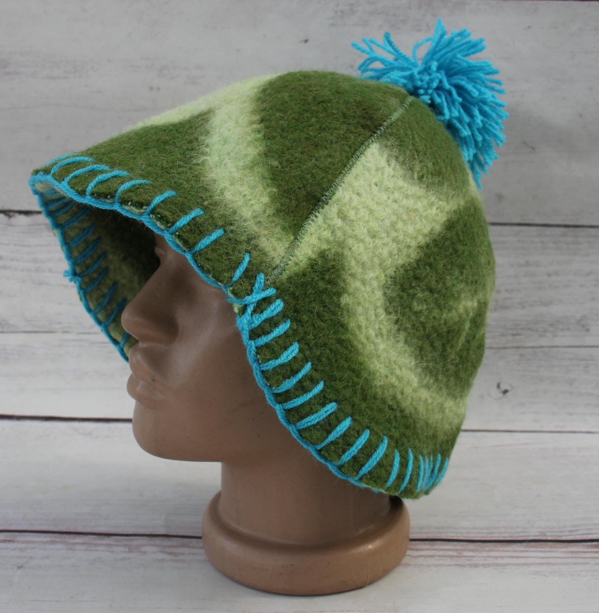 100% wool sauna hat thick,thick large hat for a bath,organic sauna hat,embrodiered green hat cool,handmade banya hat vegan,sauna accessories