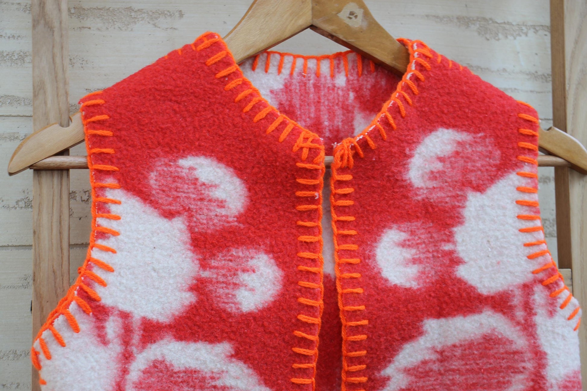 Wool Kids Vest Blanket,Vintage Upcycled Wool Gilet for Boys Girls,Handmade Warm Toddler red Vest Size 5–8 Years,fleece vest,unique kids gift