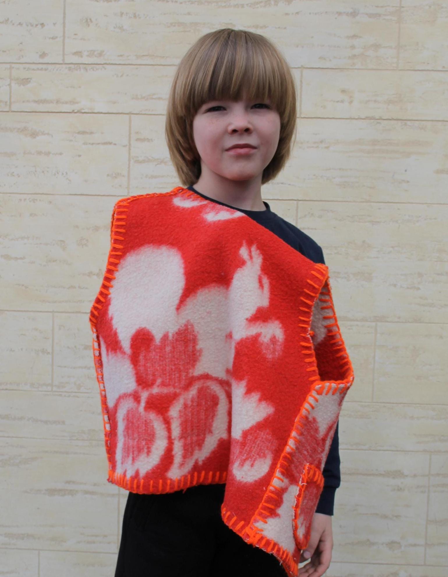 Wool Kids Vest Blanket,Vintage Upcycled Wool Gilet for Boys Girls,Handmade Warm Toddler red Vest Size 5–8 Years,fleece vest,unique kids gift