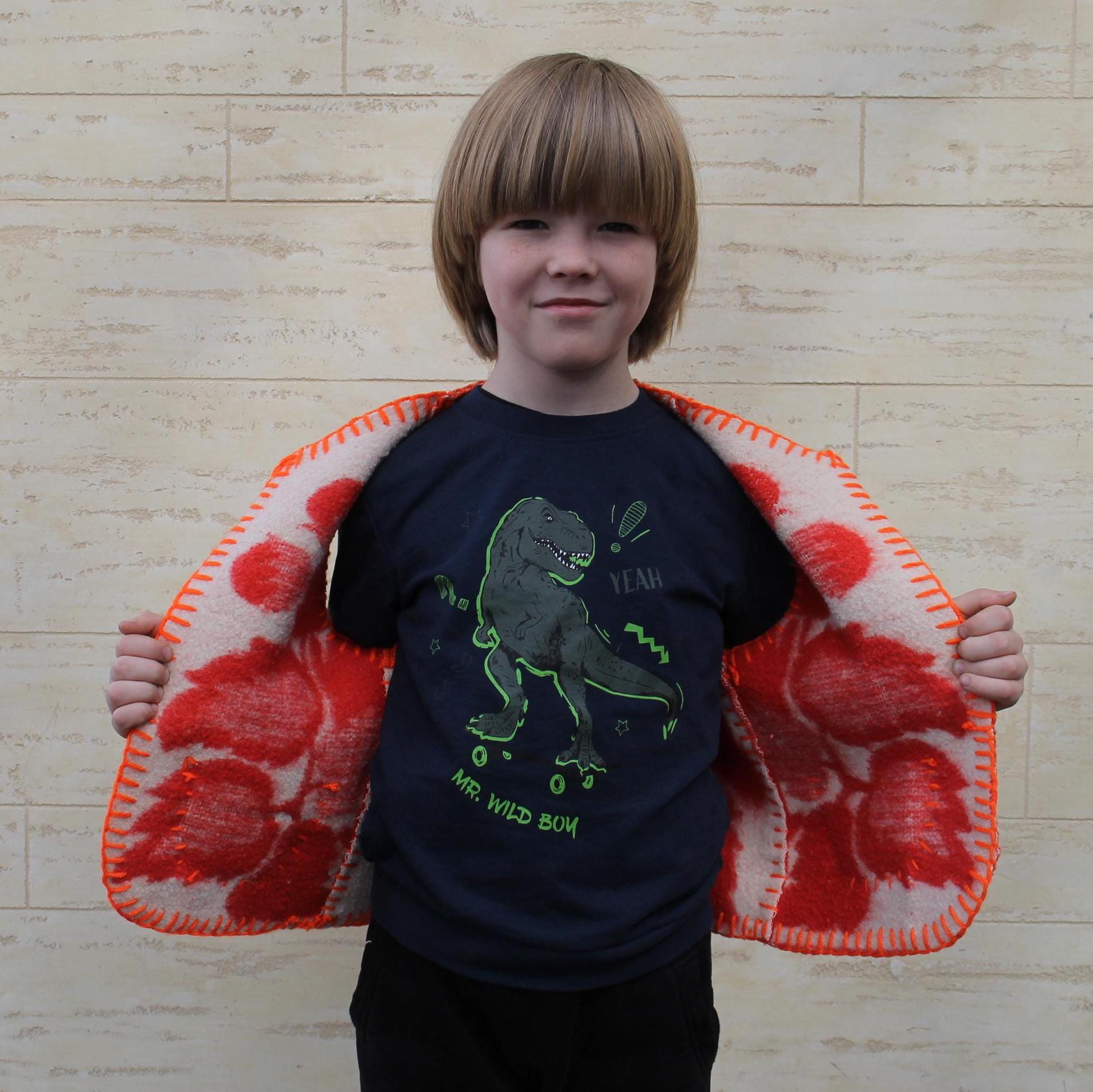 Wool Kids Vest Blanket,Vintage Upcycled Wool Gilet for Boys Girls,Handmade Warm Toddler red Vest Size 5–8 Years,fleece vest,unique kids gift