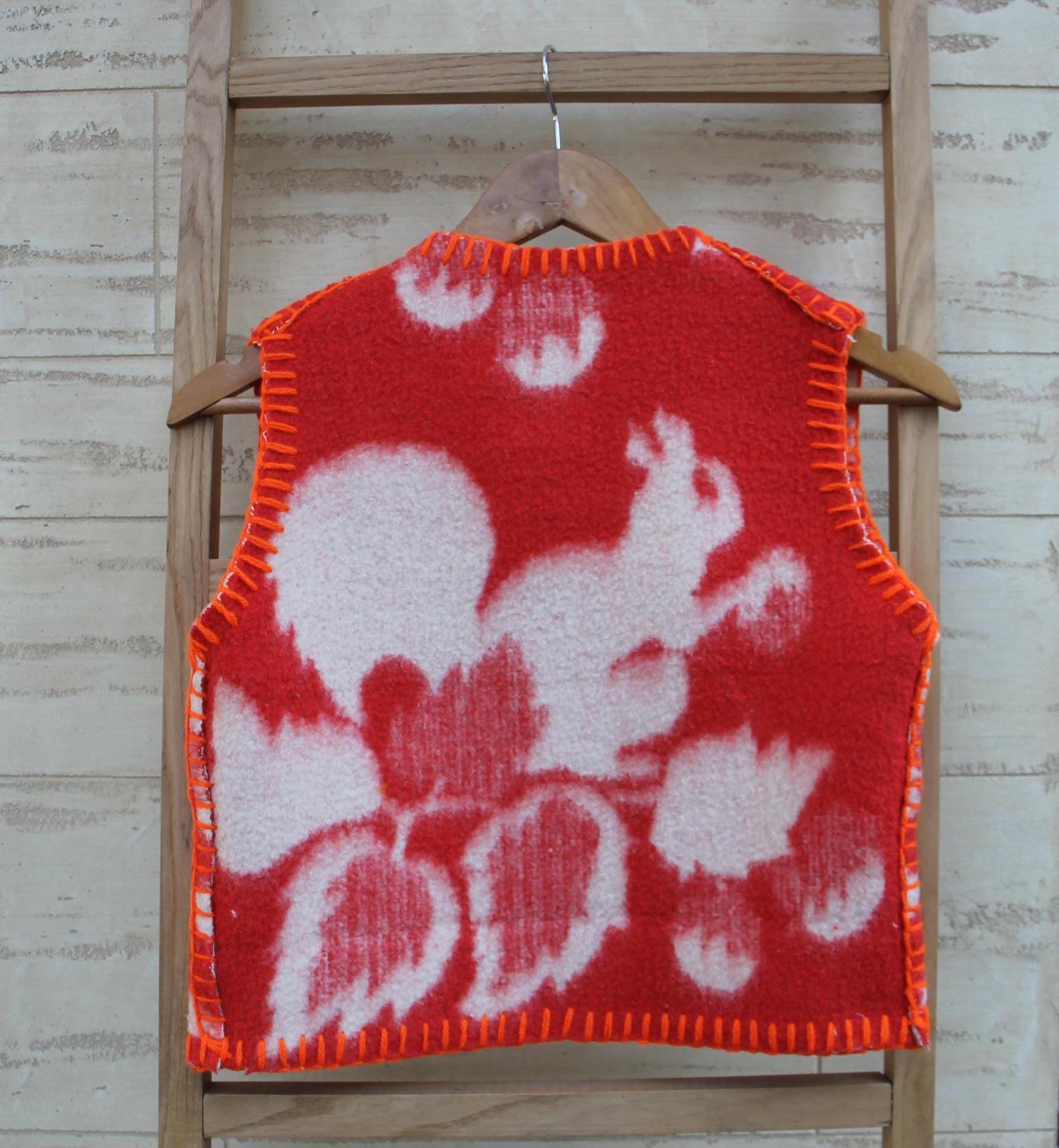 Wool Kids Vest Blanket,Vintage Upcycled Wool Gilet for Boys Girls,Handmade Warm Toddler red Vest Size 5–8 Years,fleece vest,unique kids gift