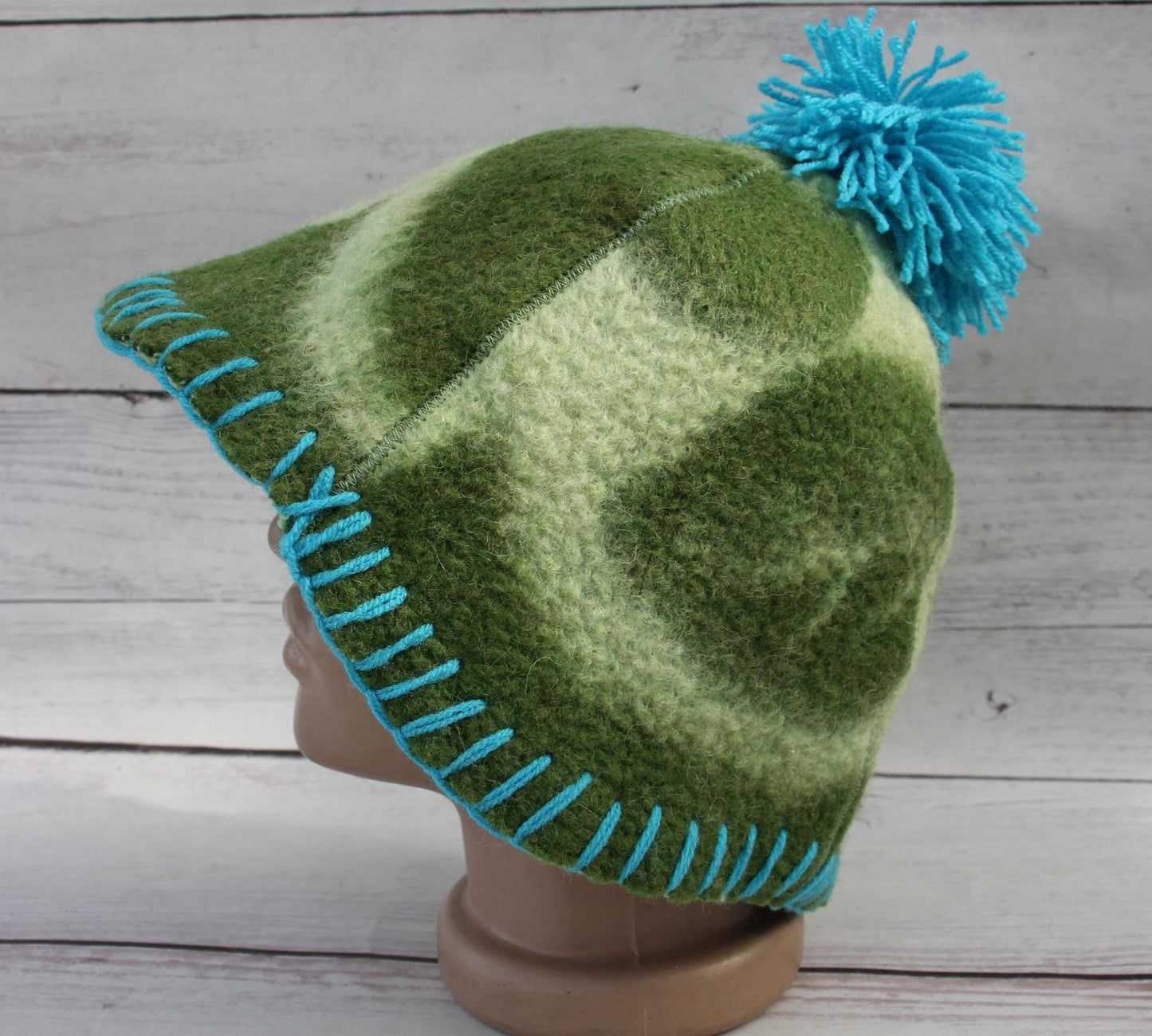 100% wool sauna hat thick,thick large hat for a bath,organic sauna hat,embrodiered green hat cool,handmade banya hat vegan,sauna accessories