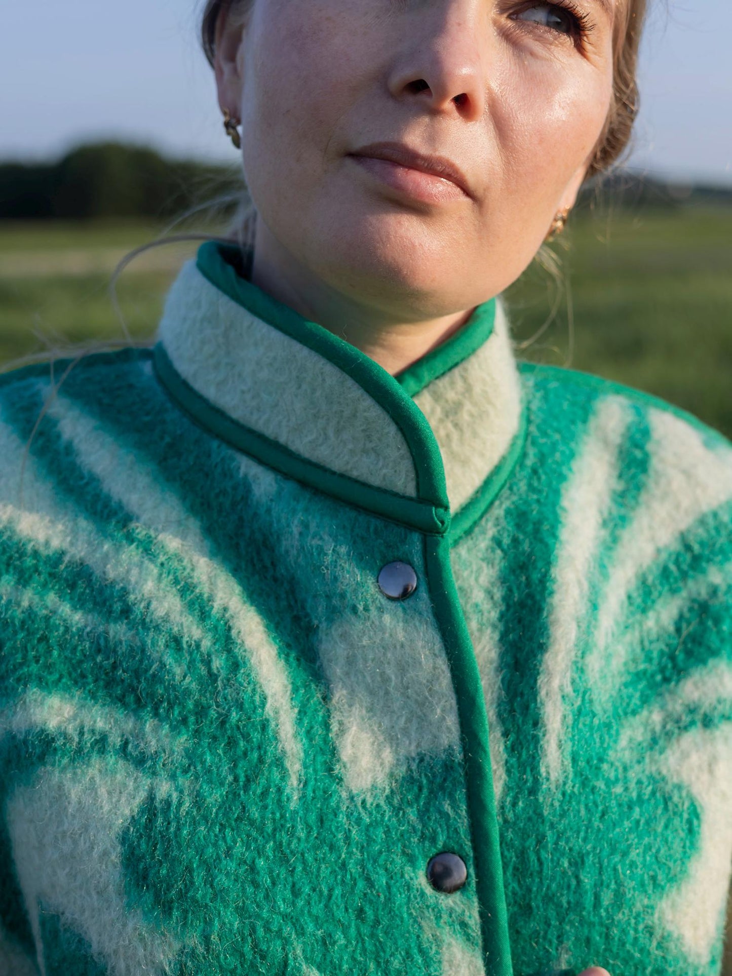 Upcycled Green Wool Blanket Vest,Vintage Ukrainian Sleeveless Jacket,Snap-Front,Size M-L,clothing for women,handwarmer vest,gift for her.