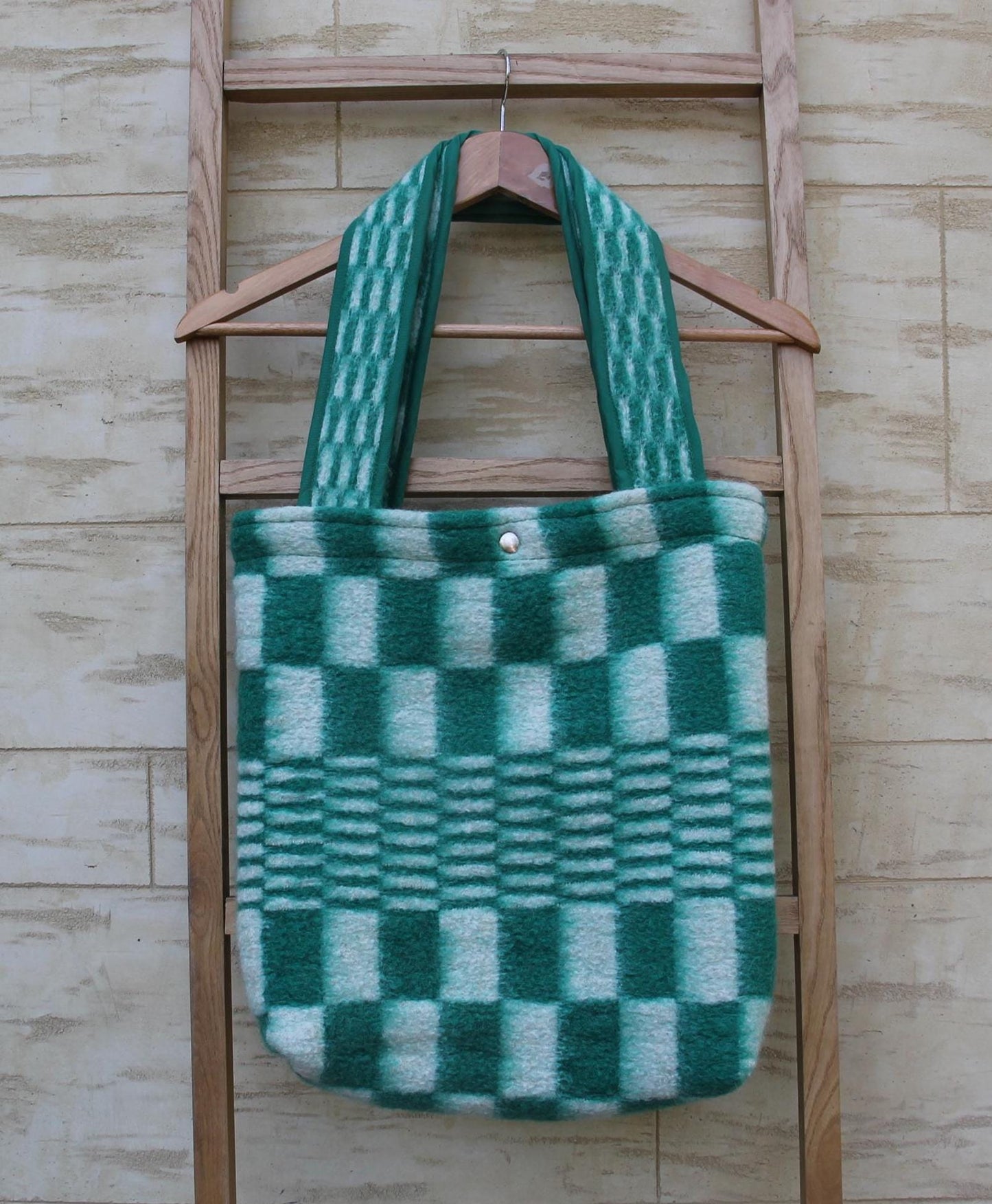 Green Wool Tote Bag Made from Vintage Blanket, Long Handles, Lined with Snap Closure, Upcycled Wool Shoulder Bag,Soft Cozy Handmade Tote