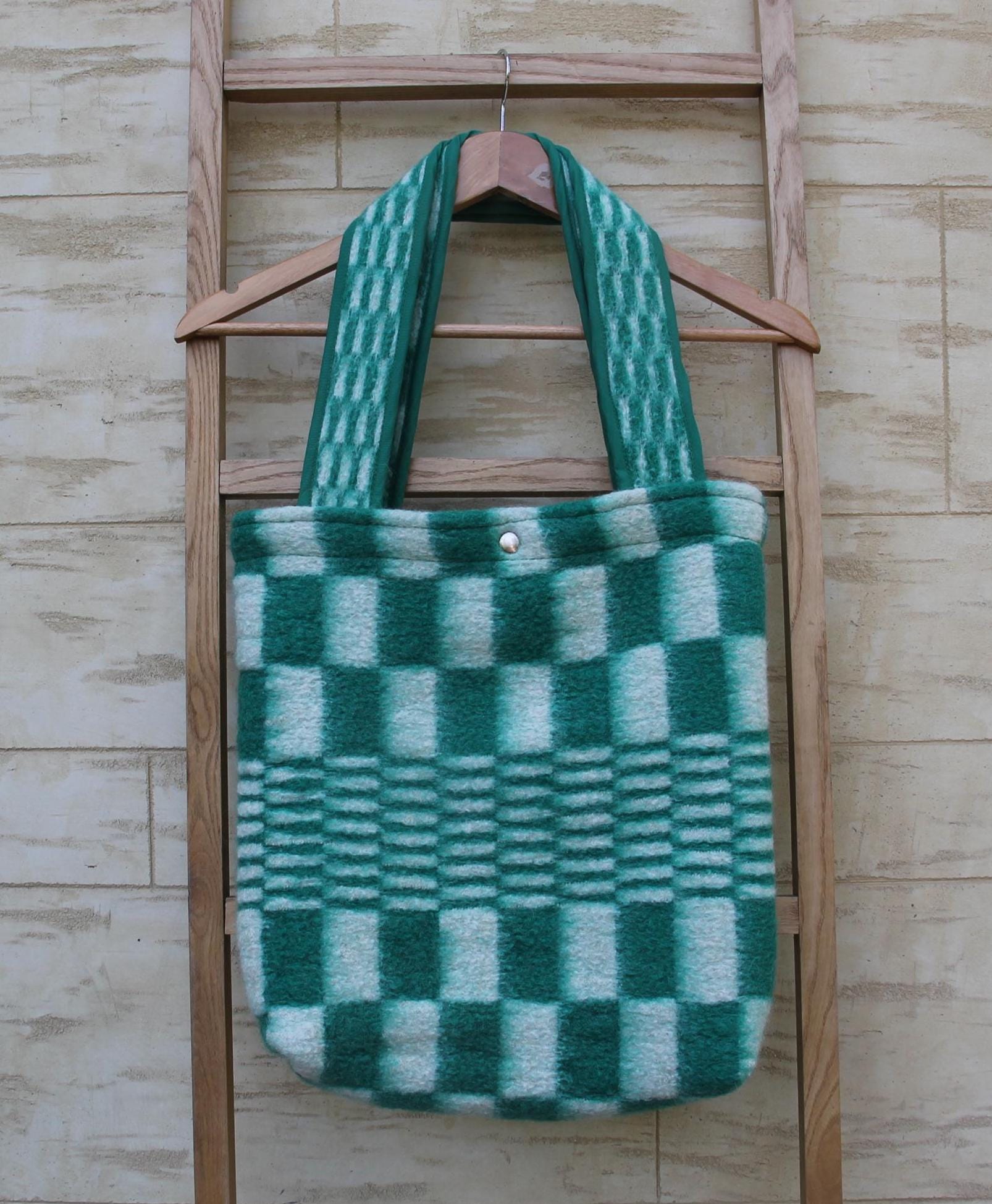 Green Wool Tote Bag Made from Vintage Blanket, Long Handles, Lined with Snap Closure, Upcycled Wool Shoulder Bag,Soft Cozy Handmade Tote