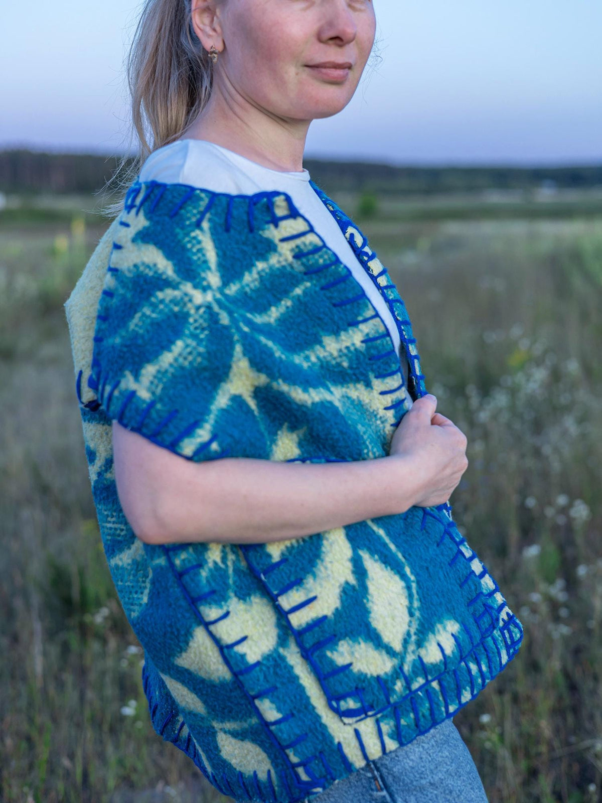 Upcycled blue Wool Blanket Vest Size L,Vintage Ukrainian Sleeveless Jacket,Snap-Front,,clothing for women,handwarmer vest,gift for her.