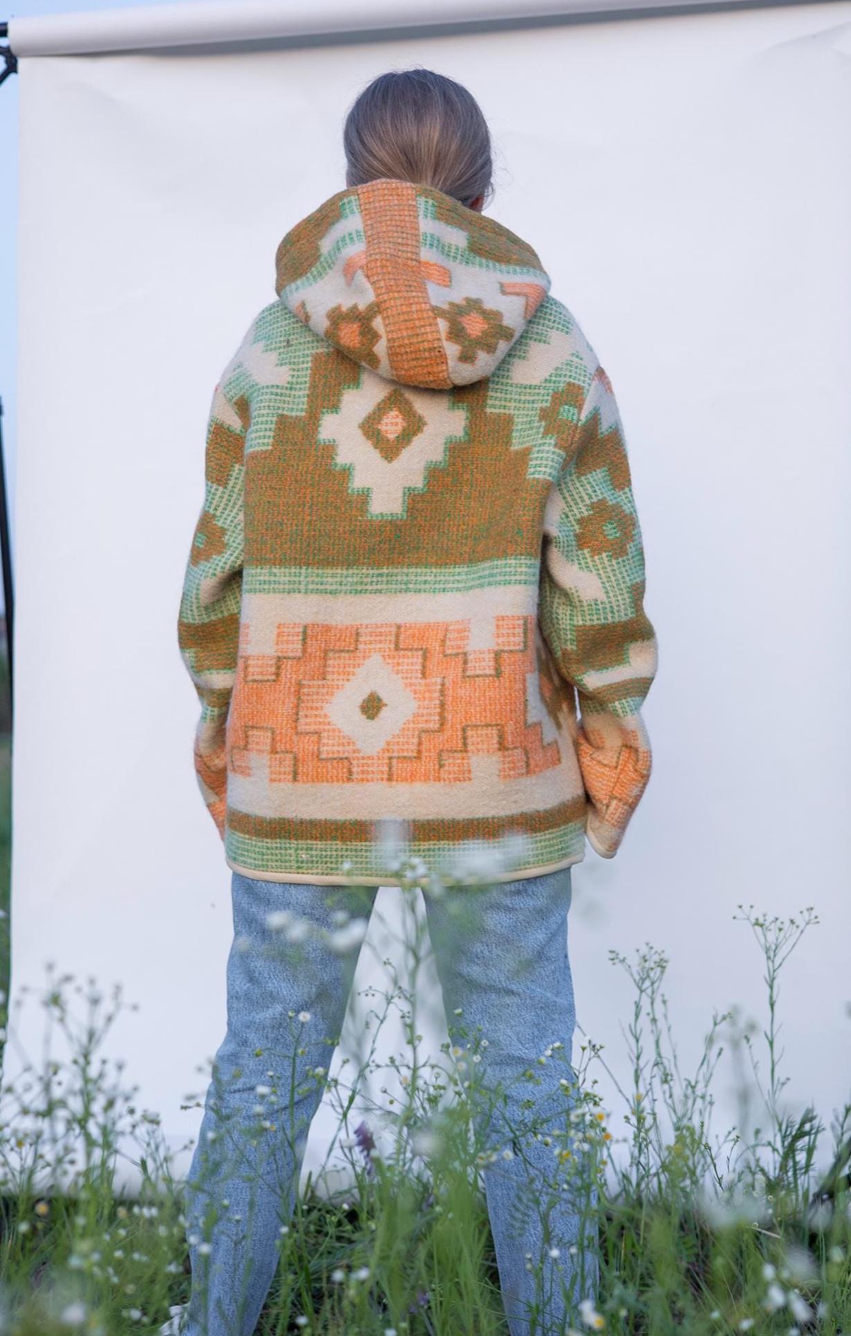 Upcycled Wool Blanket Hoodie, Ethnic Print Pullover Warm and Cozy Size M/L,wool hoodie mens,vintage hooded coat,hudson bay coat, jacket.