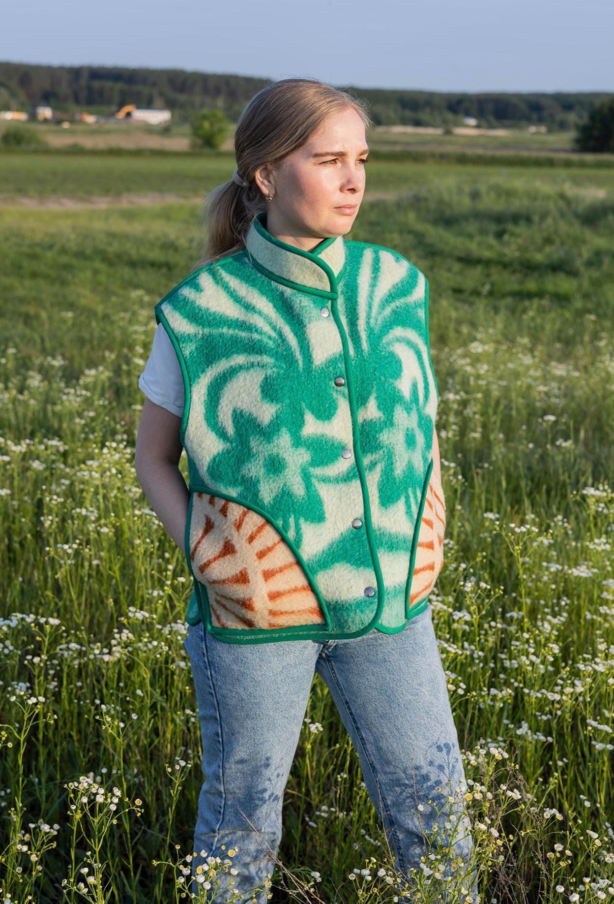 Upcycled Green Wool Blanket Vest,Vintage Ukrainian Sleeveless Jacket,Snap-Front,Size M-L,clothing for women,handwarmer vest,gift for her.