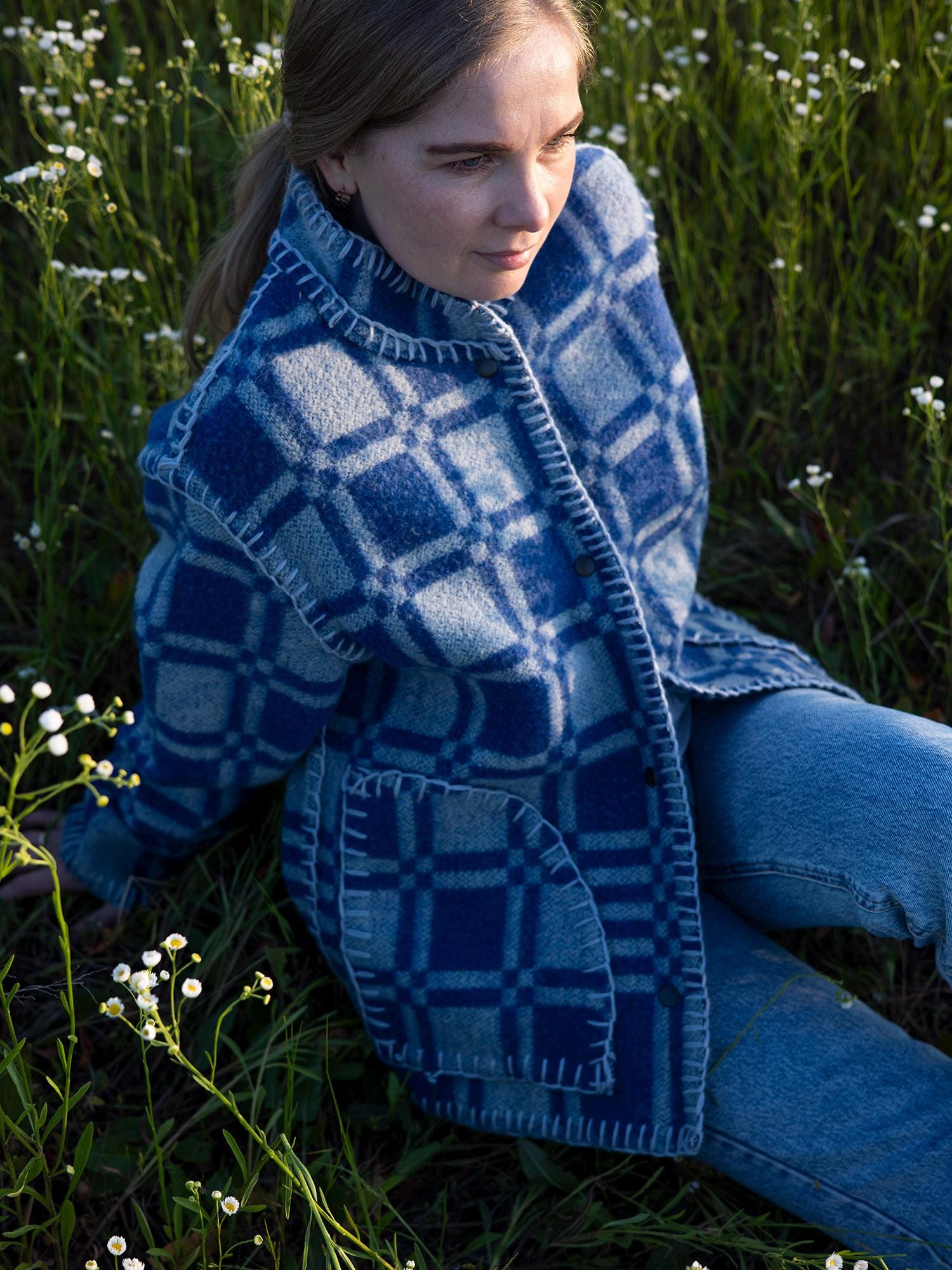 Vintage Blue Wool Jacket Women’s Size L, Upcycled Blanket Coat, Oversized Retro Checkered Jacket, Outerwear, Cozy Fall Winter Gift,upcycling