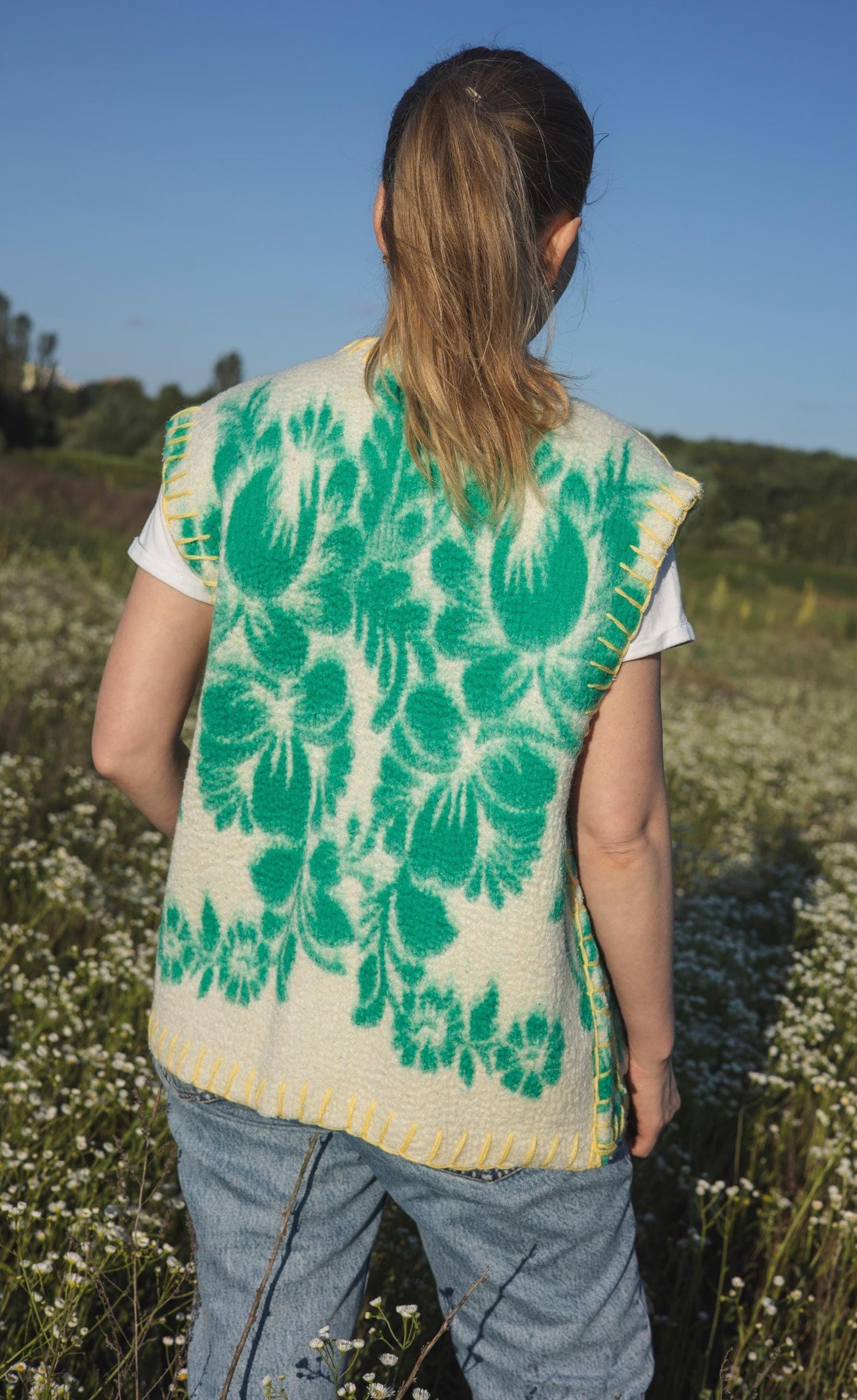 Wool Vest Size M,Upcycled from Green Floral Blanket,Women's Handmade Warm Sleeveless Jacket,vintage wool vest,upcycled clothing for women.