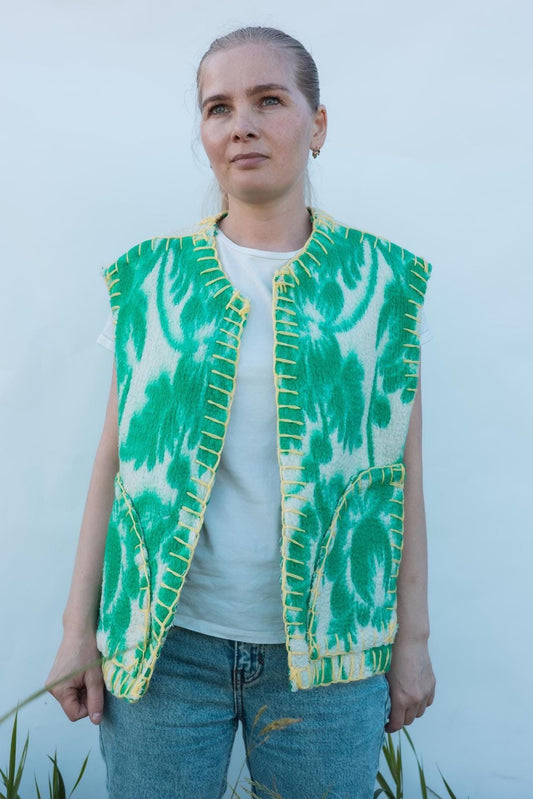 Wool Vest Size M,Upcycled from Green Floral Blanket,Women's Handmade Warm Sleeveless Jacket,vintage wool vest,upcycled clothing for women.
