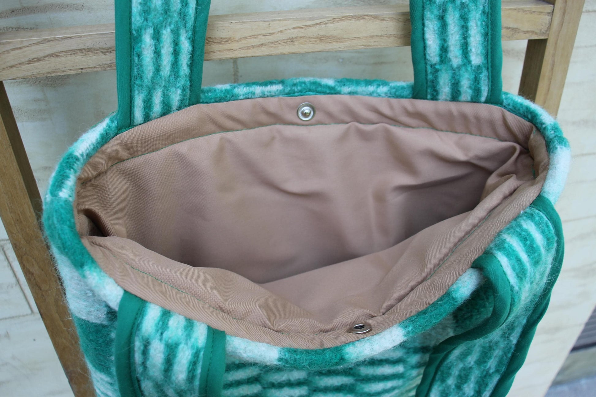 Green Wool Tote Bag Made from Vintage Blanket, Long Handles, Lined with Snap Closure, Upcycled Wool Shoulder Bag,Soft Cozy Handmade Tote