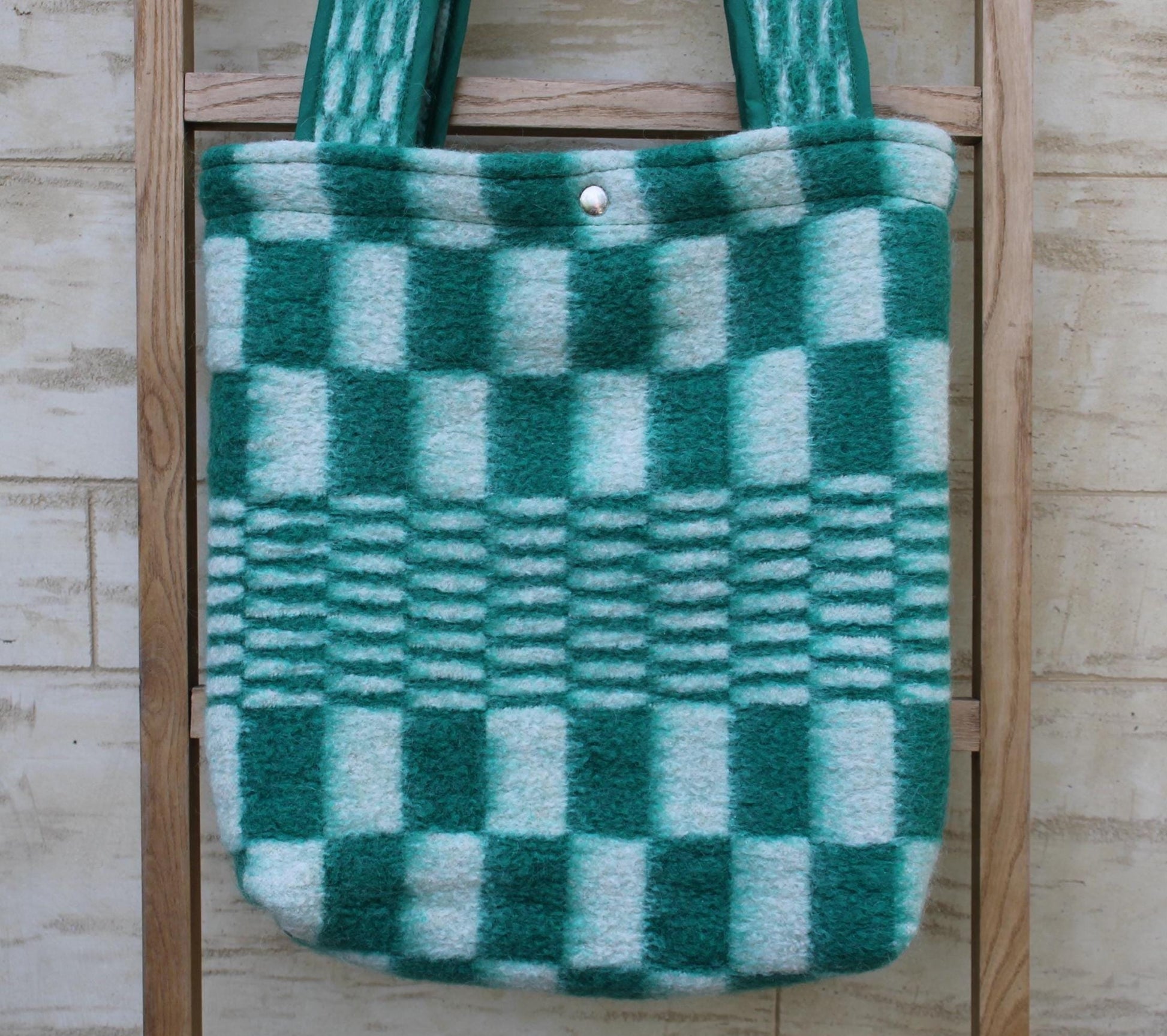 Green Wool Tote Bag Made from Vintage Blanket, Long Handles, Lined with Snap Closure, Upcycled Wool Shoulder Bag,Soft Cozy Handmade Tote
