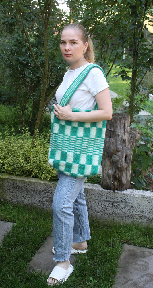 Green Wool Tote Bag Made from Vintage Blanket, Long Handles, Lined with Snap Closure, Upcycled Wool Shoulder Bag,Soft Cozy Handmade Tote