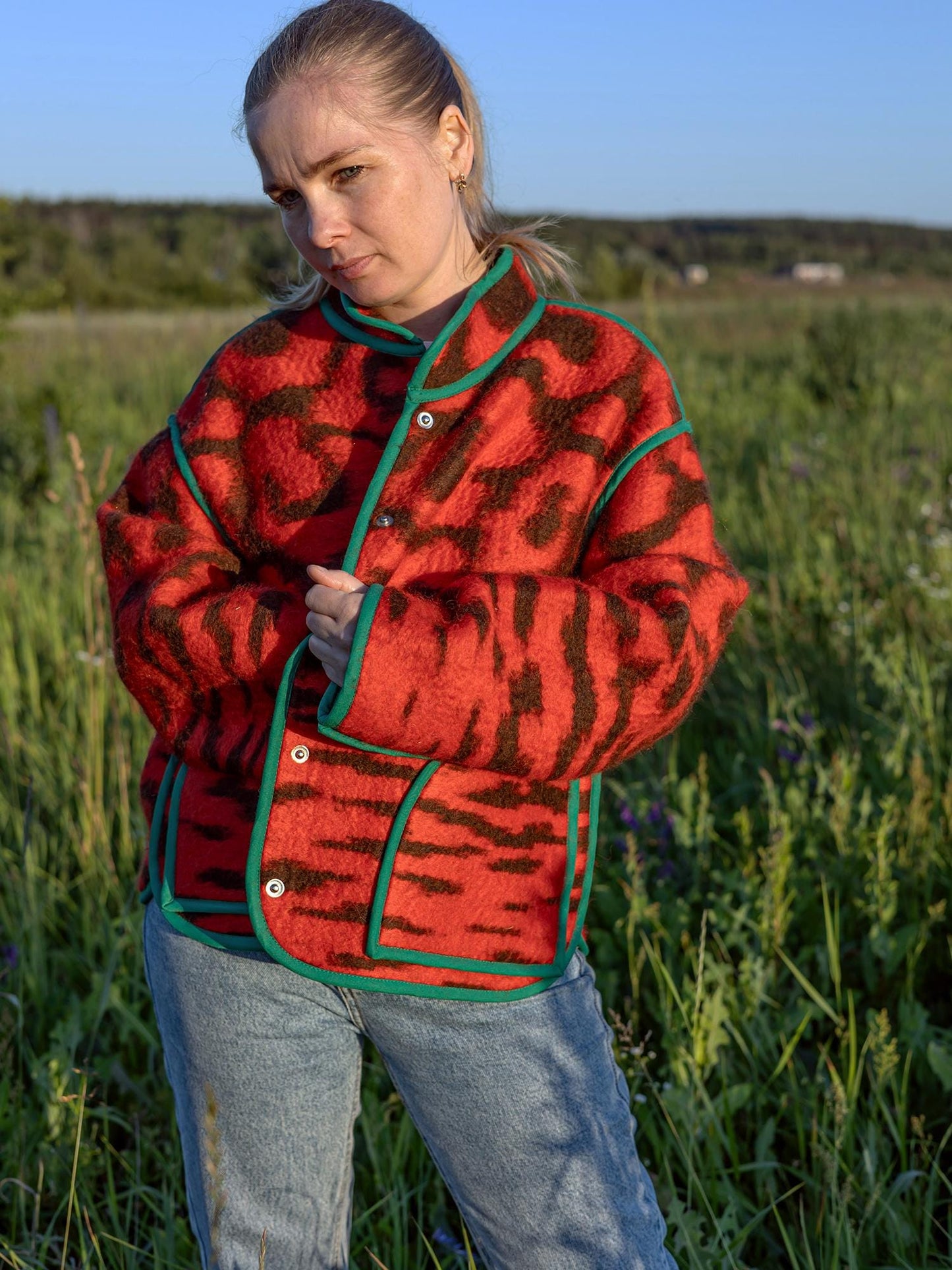 Red Vintage Wool Blanket Jacket, Upcycled Oversized Coat M L (46–48) Handmade Warm Outerwear, Eco Tiger Print Boho Jacket, gift for her.