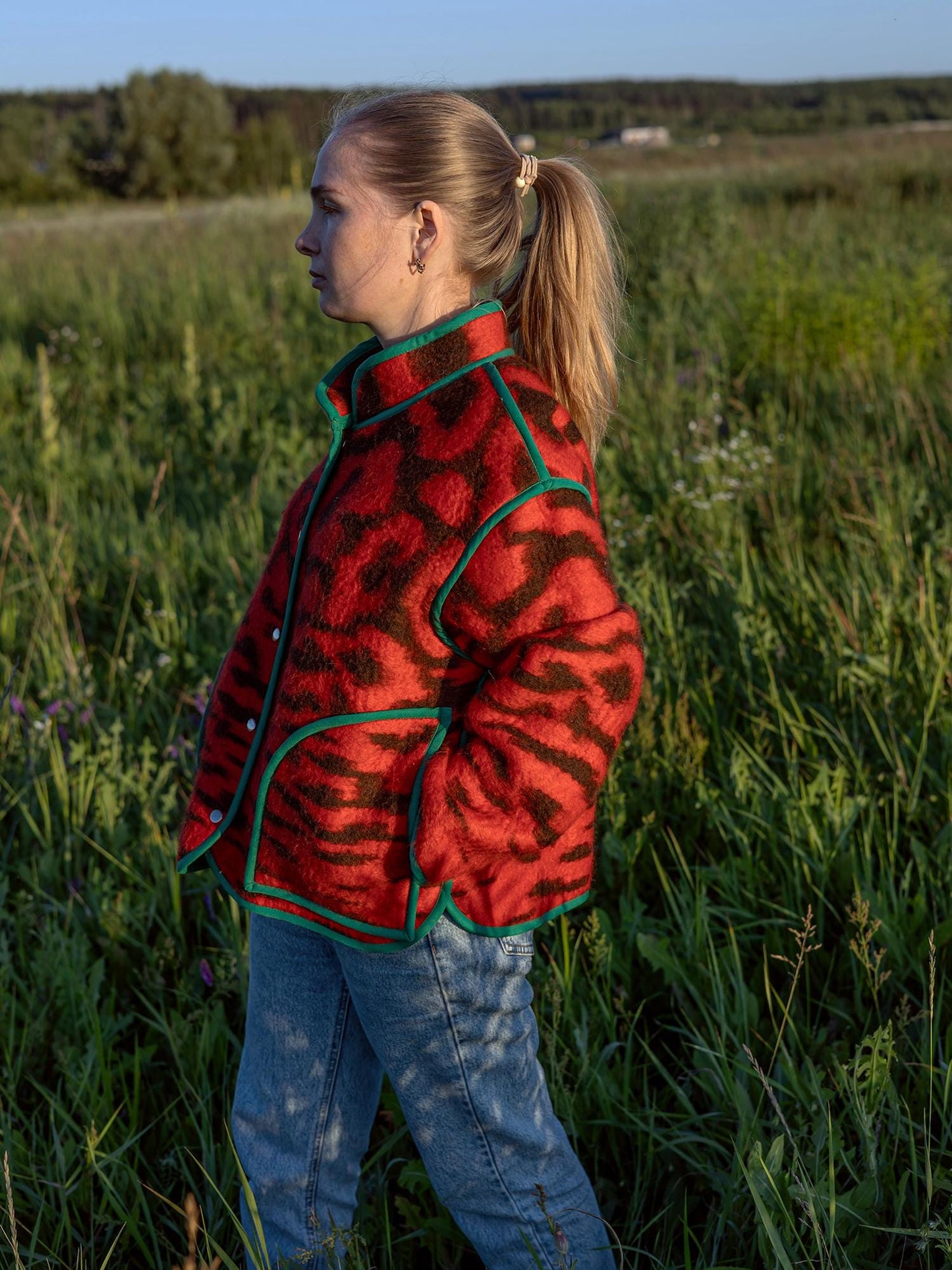 Red Vintage Wool Blanket Jacket, Upcycled Oversized Coat M L (46–48) Handmade Warm Outerwear, Eco Tiger Print Boho Jacket, gift for her.