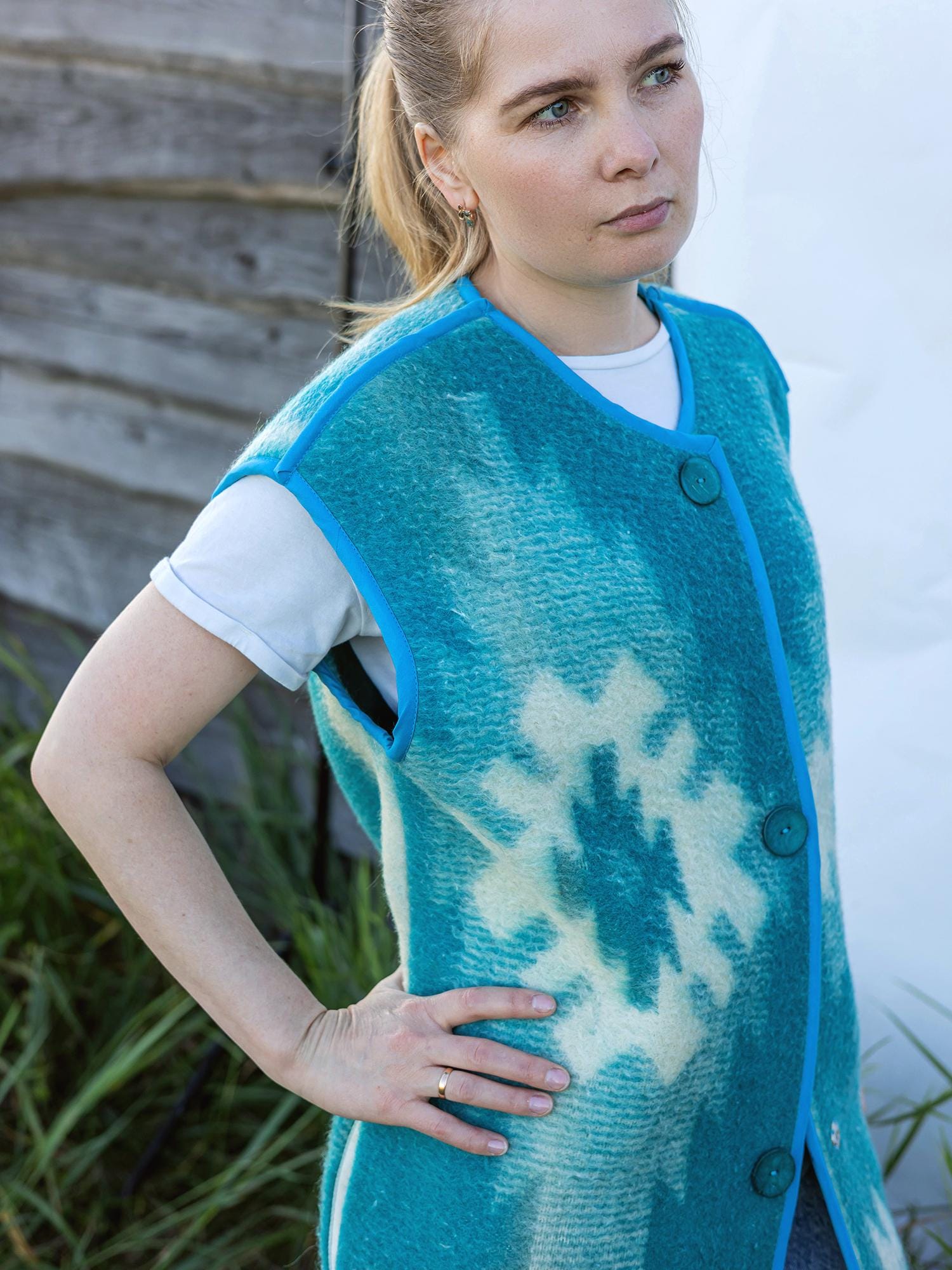 Vintage Wool Blanket Vest Size 46–48 M L, Handmade Long Sleeveless Coat Upcycled Blue Boho Outerwear One of a Kind Warm Layer,blanket coat.