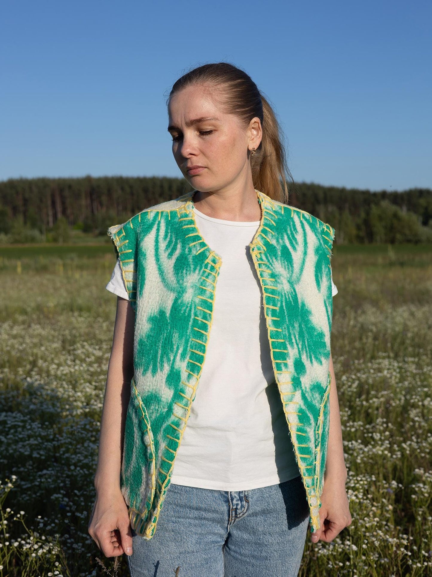 Wool Vest Size M,Upcycled from Green Floral Blanket,Women's Handmade Warm Sleeveless Jacket,vintage wool vest,upcycled clothing for women.
