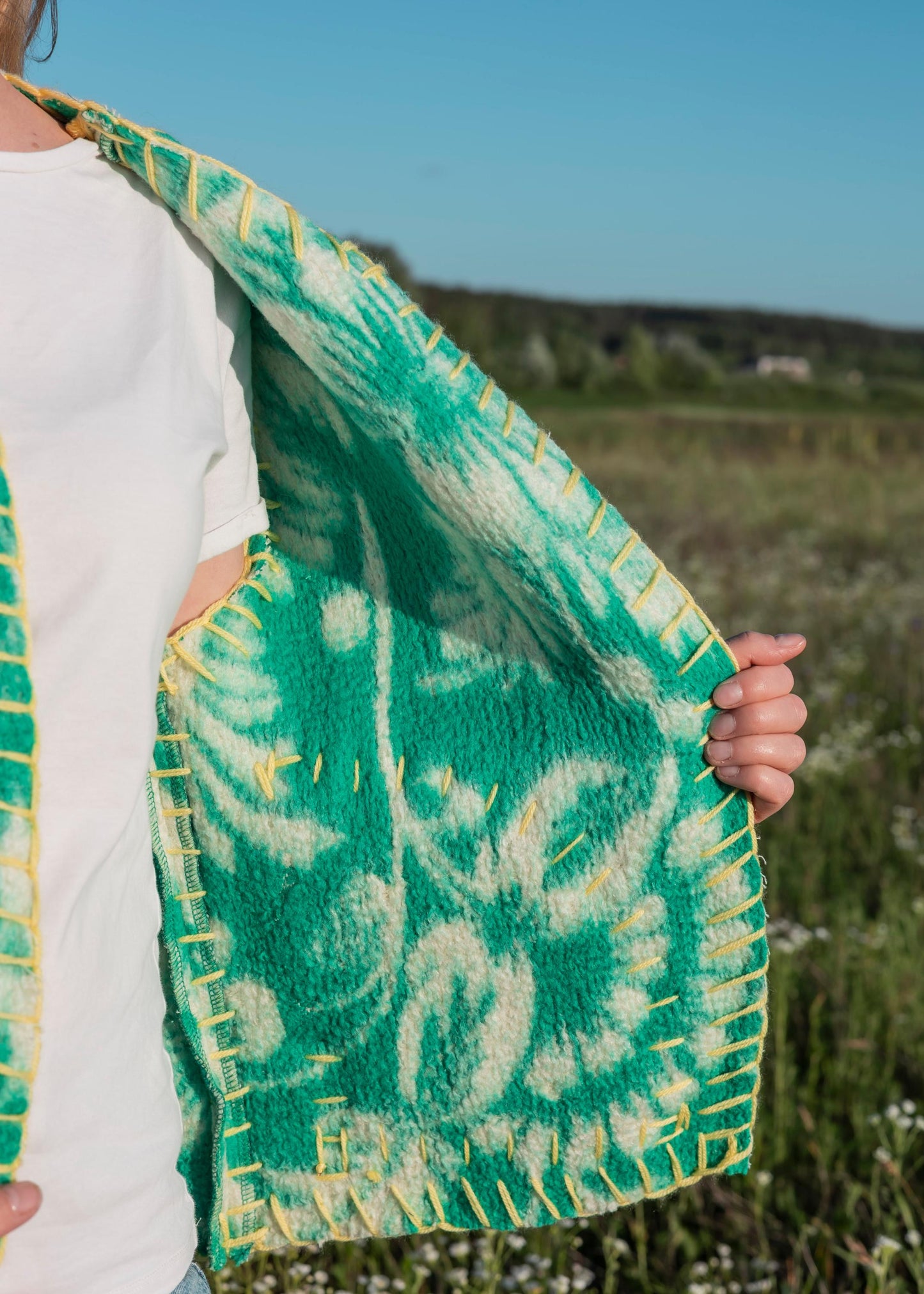 Wool Vest Size M,Upcycled from Green Floral Blanket,Women's Handmade Warm Sleeveless Jacket,vintage wool vest,upcycled clothing for women.