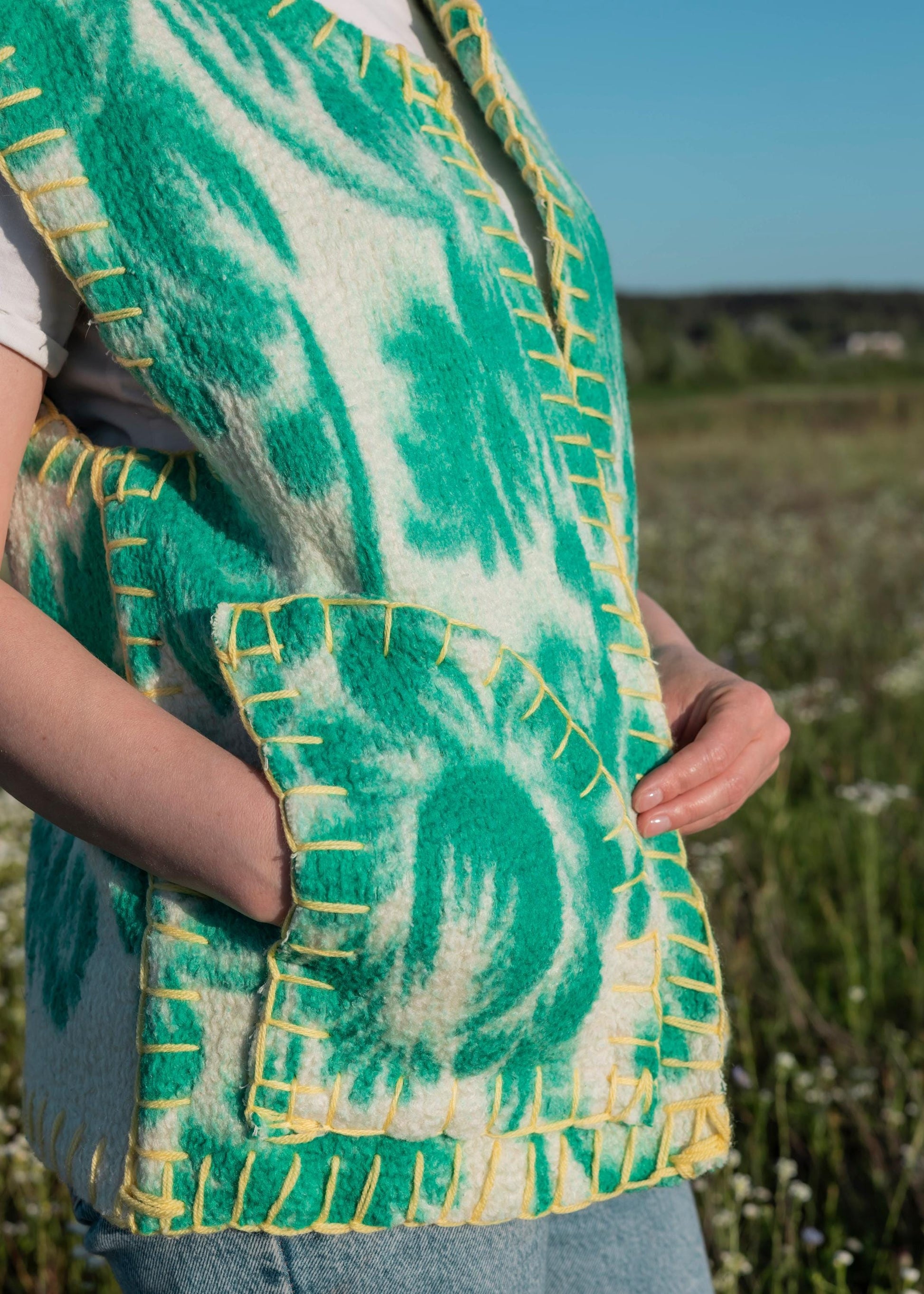 Wool Vest Size M,Upcycled from Green Floral Blanket,Women's Handmade Warm Sleeveless Jacket,vintage wool vest,upcycled clothing for women.