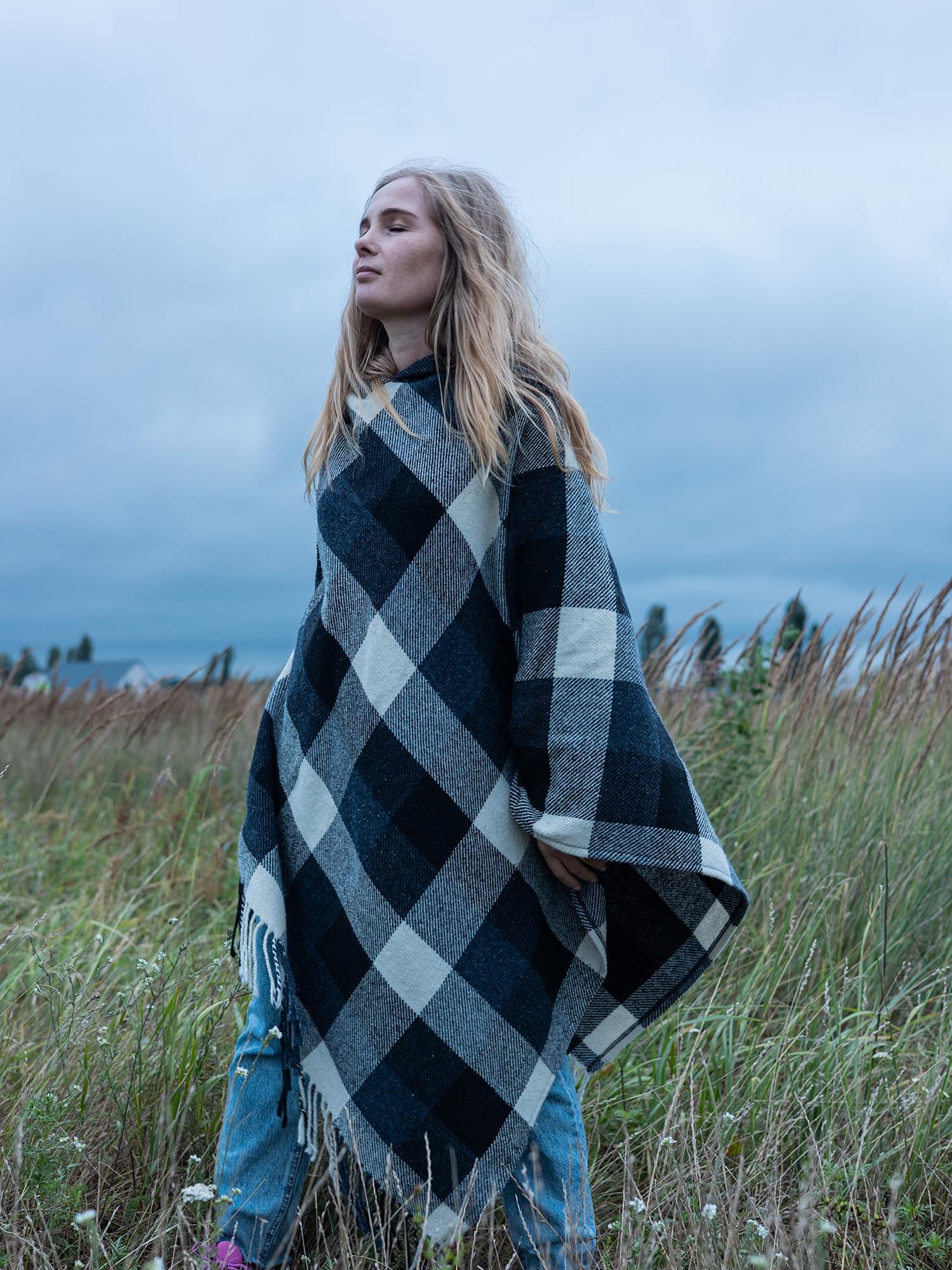 Wool Poncho with Hood from Upcycled Blanket, Oversized Wool Cape 107×122 cm Black White Checkered, plaid hooded poncho,openfront wool poncho