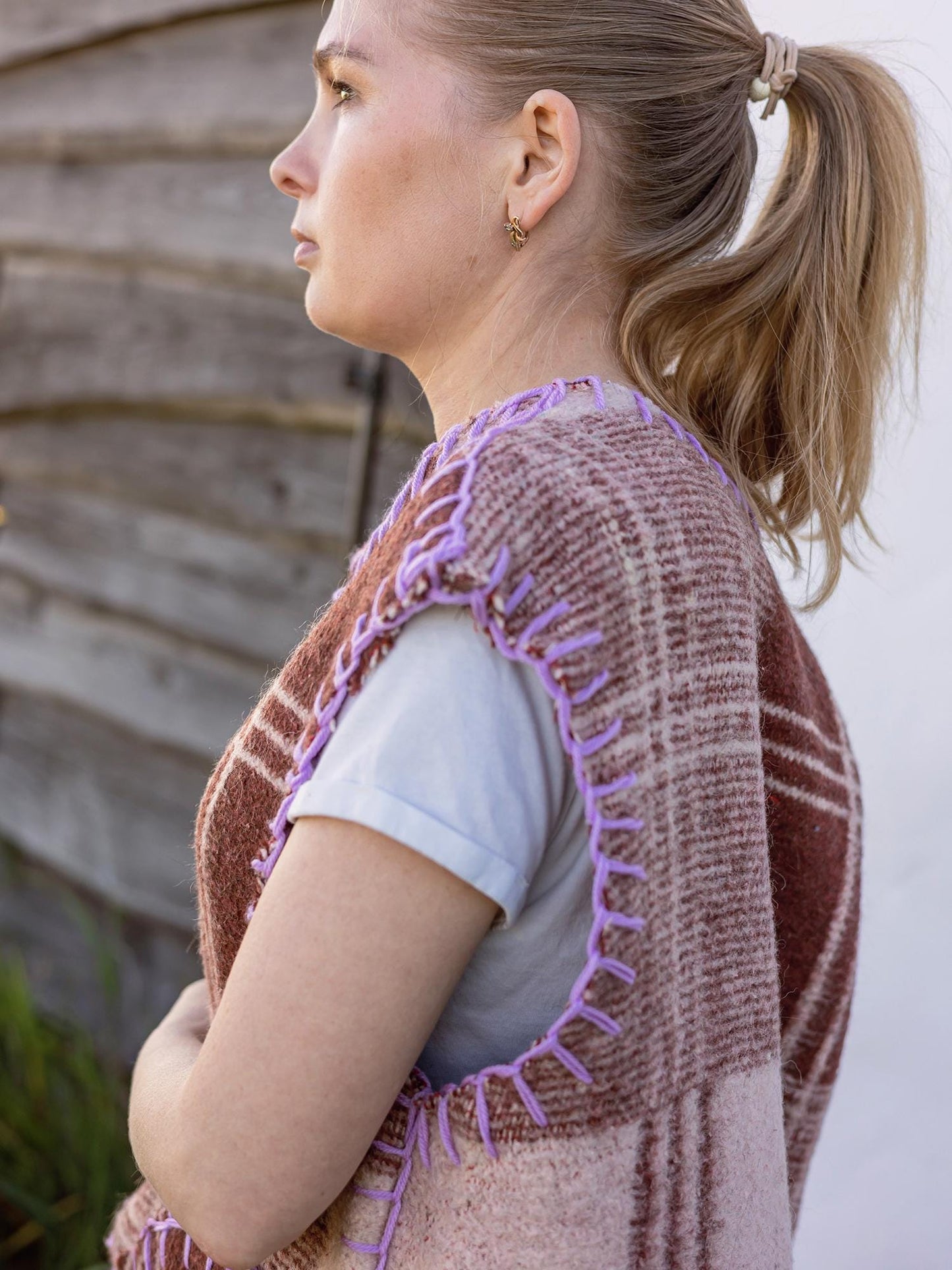 Vest Size M L,Upcycled Brown Plaid Wool Vest Blanket,Women's Handmade Warm Sleeveless Jacket,vintage wool vest,upcycled clothing for women.