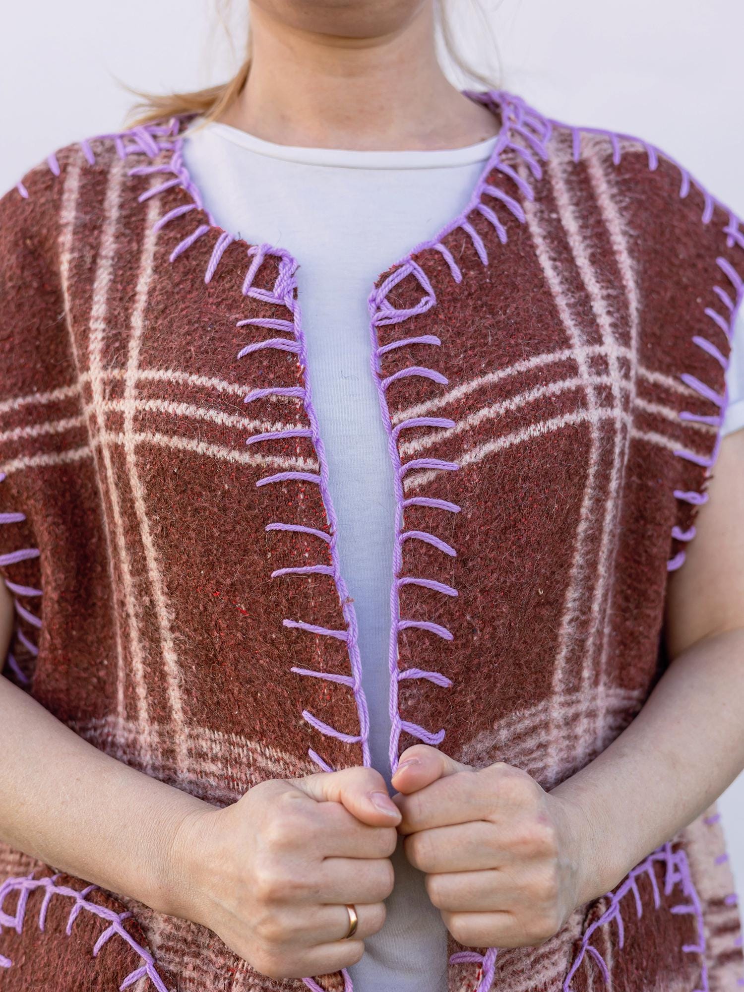 Vest Size M L,Upcycled Brown Plaid Wool Vest Blanket,Women's Handmade Warm Sleeveless Jacket,vintage wool vest,upcycled clothing for women.