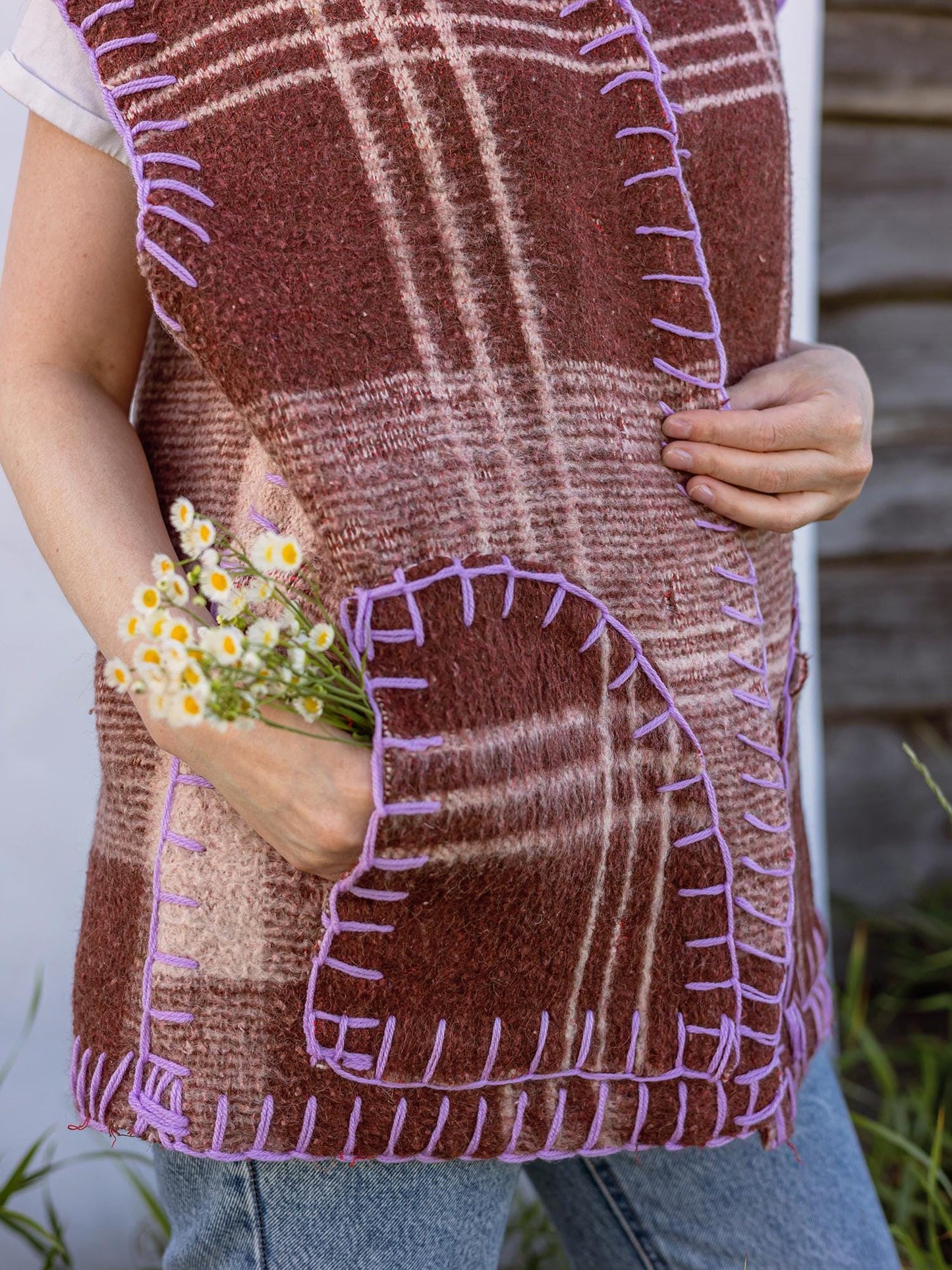 Vest Size M L,Upcycled Brown Plaid Wool Vest Blanket,Women's Handmade Warm Sleeveless Jacket,vintage wool vest,upcycled clothing for women.