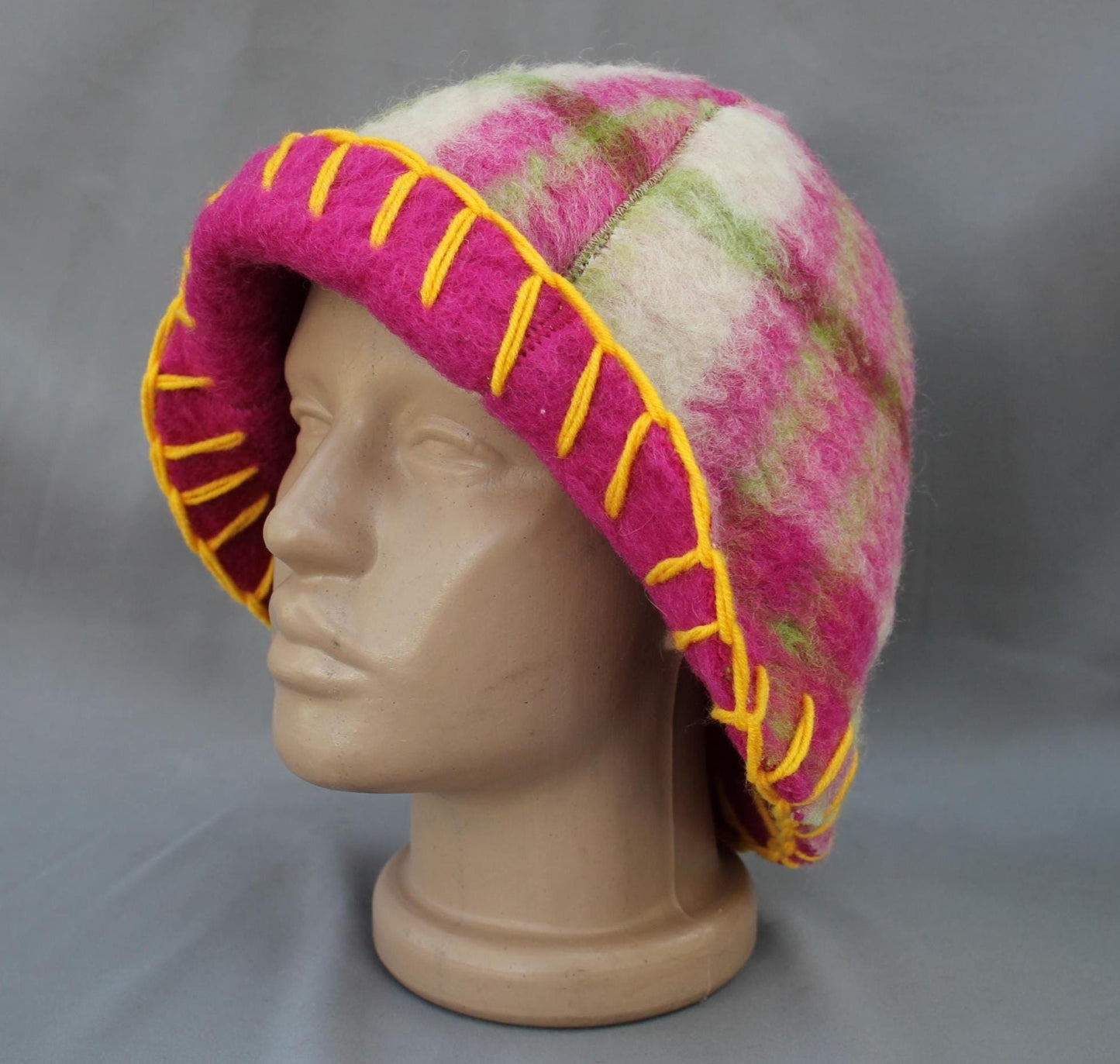 Wool Sauna Hat, Handmade Reversible Bath Hat from Vintage Blanket, Felted Sauna Cap, Unique Spa Accessory,Gift for Sauna Lover,wool bath hat