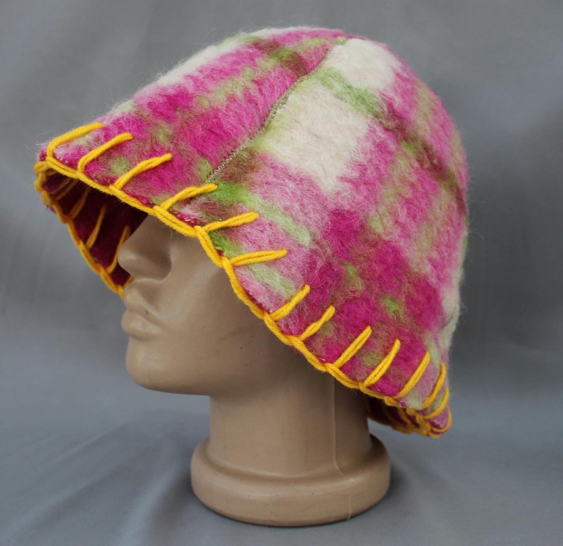 Wool Sauna Hat, Handmade Reversible Bath Hat from Vintage Blanket, Felted Sauna Cap, Unique Spa Accessory,Gift for Sauna Lover,wool bath hat