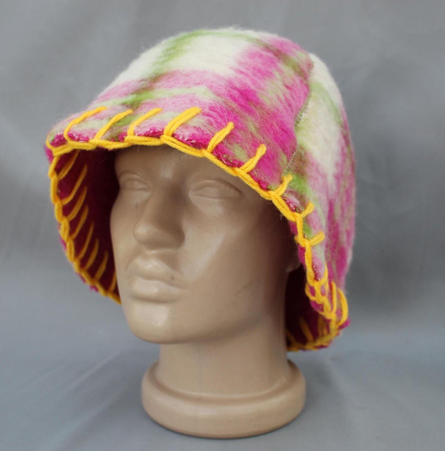 Wool Sauna Hat, Handmade Reversible Bath Hat from Vintage Blanket, Felted Sauna Cap, Unique Spa Accessory,Gift for Sauna Lover,wool bath hat