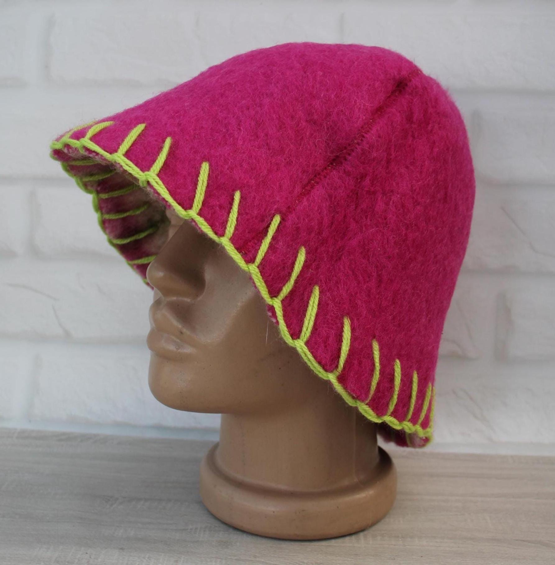Wool Sauna Hat, Handmade Reversible Bath Hat from Vintage Blanket, Felted pink Sauna Cap, Gift for Sauna Lover, wool bath hat.