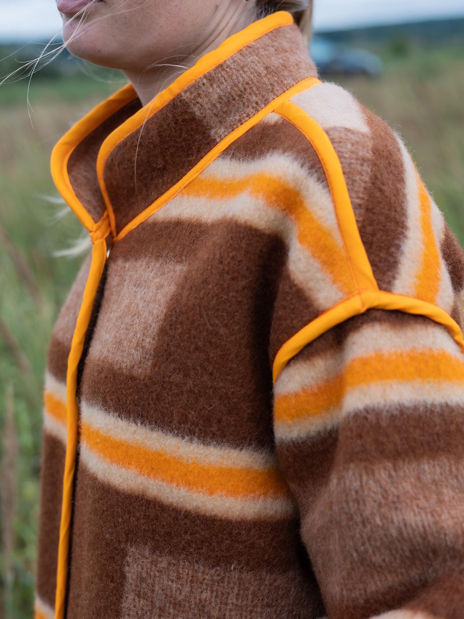 Vintage Wool Blanket Jacket L, Handmade Upcycled Coat, Eco Wool Jacket for Women, Brown Orange Recycled Blanket Coat, Oversize Retro Jacket
