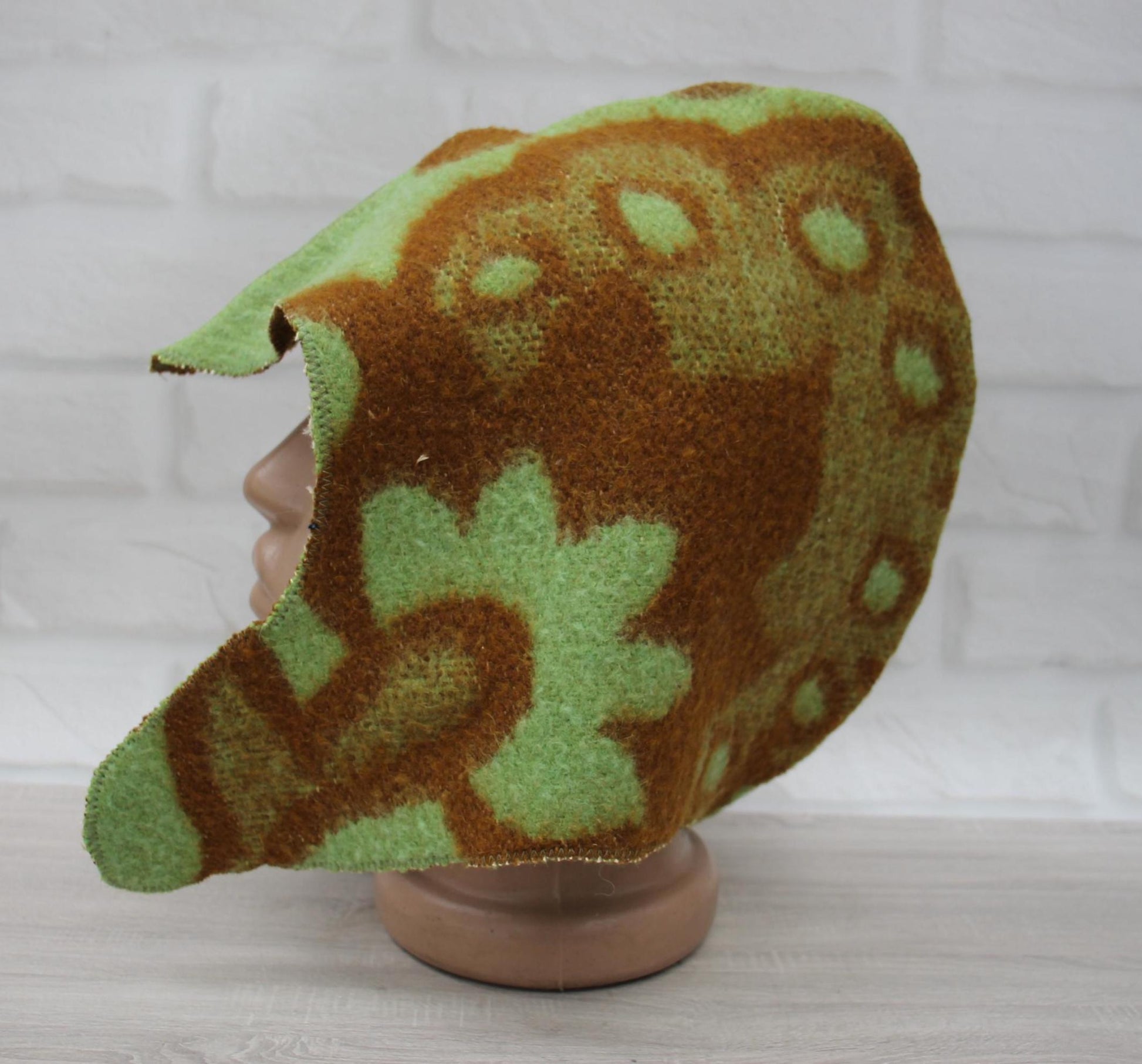 Sauna Hat 100% Natural Wool,sauna hat viking, sauna green hat cool, handmade sauna hat vegan, hat with mitten for a bath, sauna hat for men.