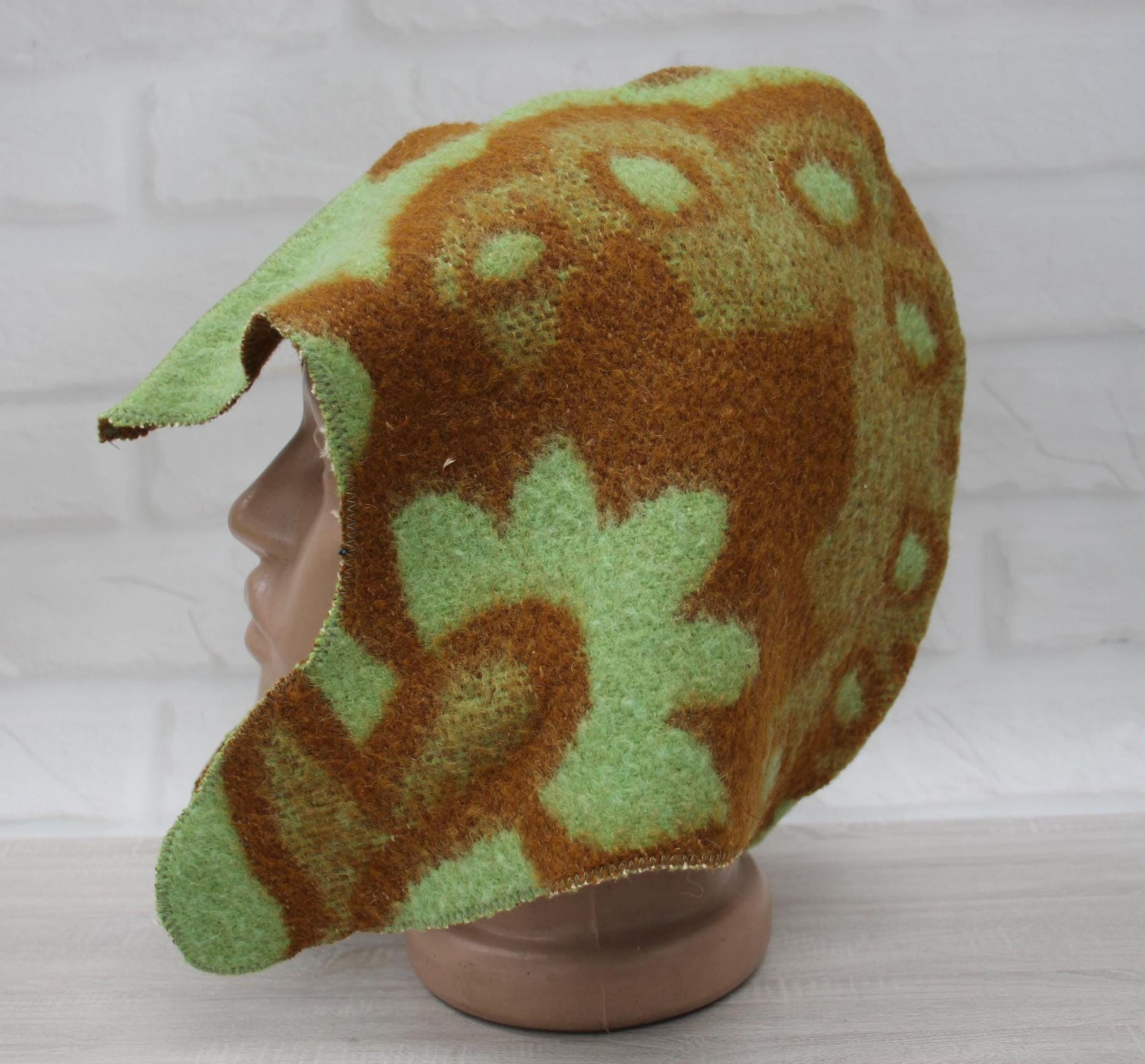 Sauna Hat 100% Natural Wool,sauna hat viking, sauna green hat cool, handmade sauna hat vegan, hat with mitten for a bath, sauna hat for men.