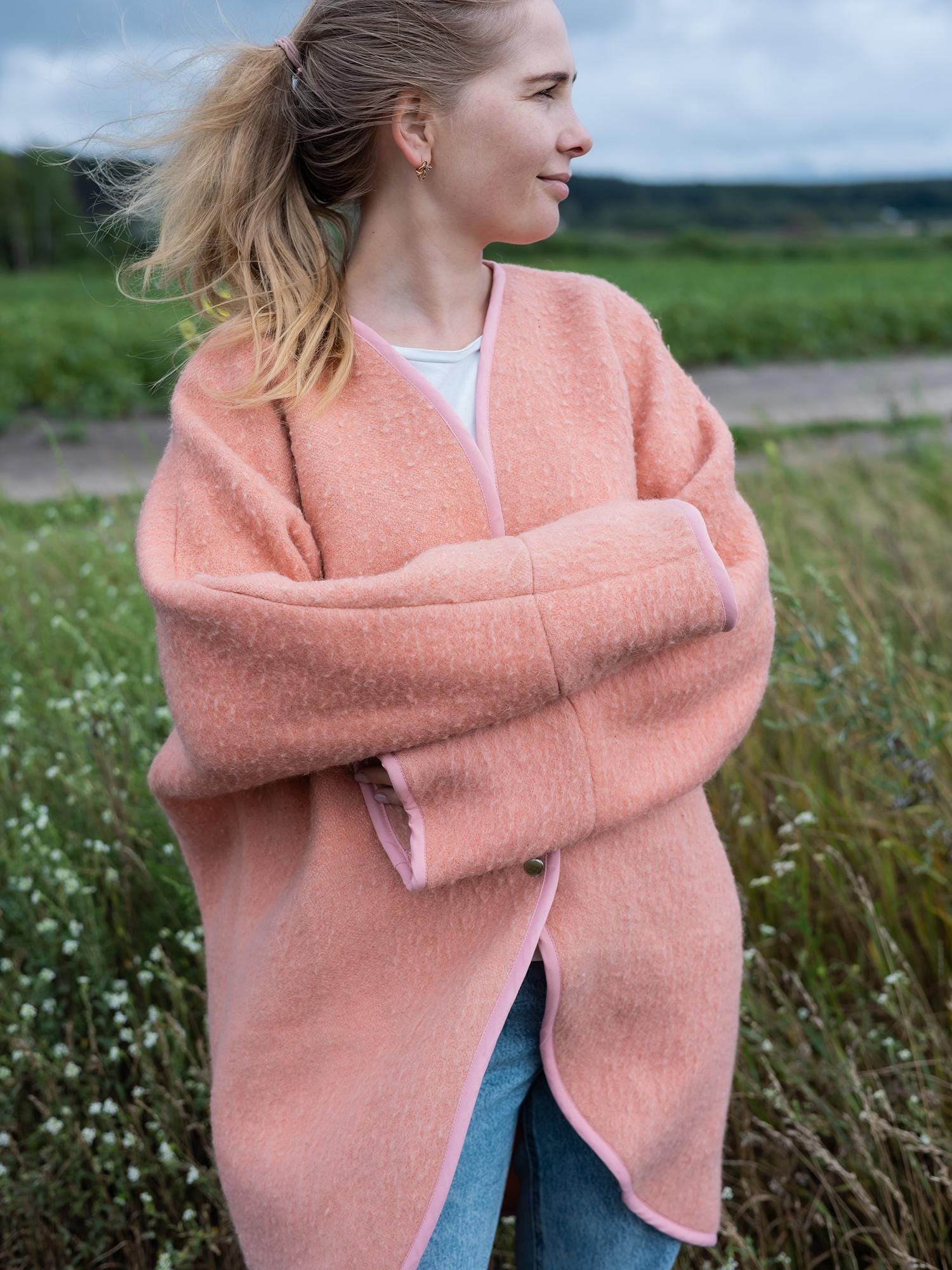 Handmade Pink Wool Coat M L, Upcycled Vintage Blanket Jacket, Oversized Cardigan, Soft Boho Outerwear, Women’s Warm Wool Coat