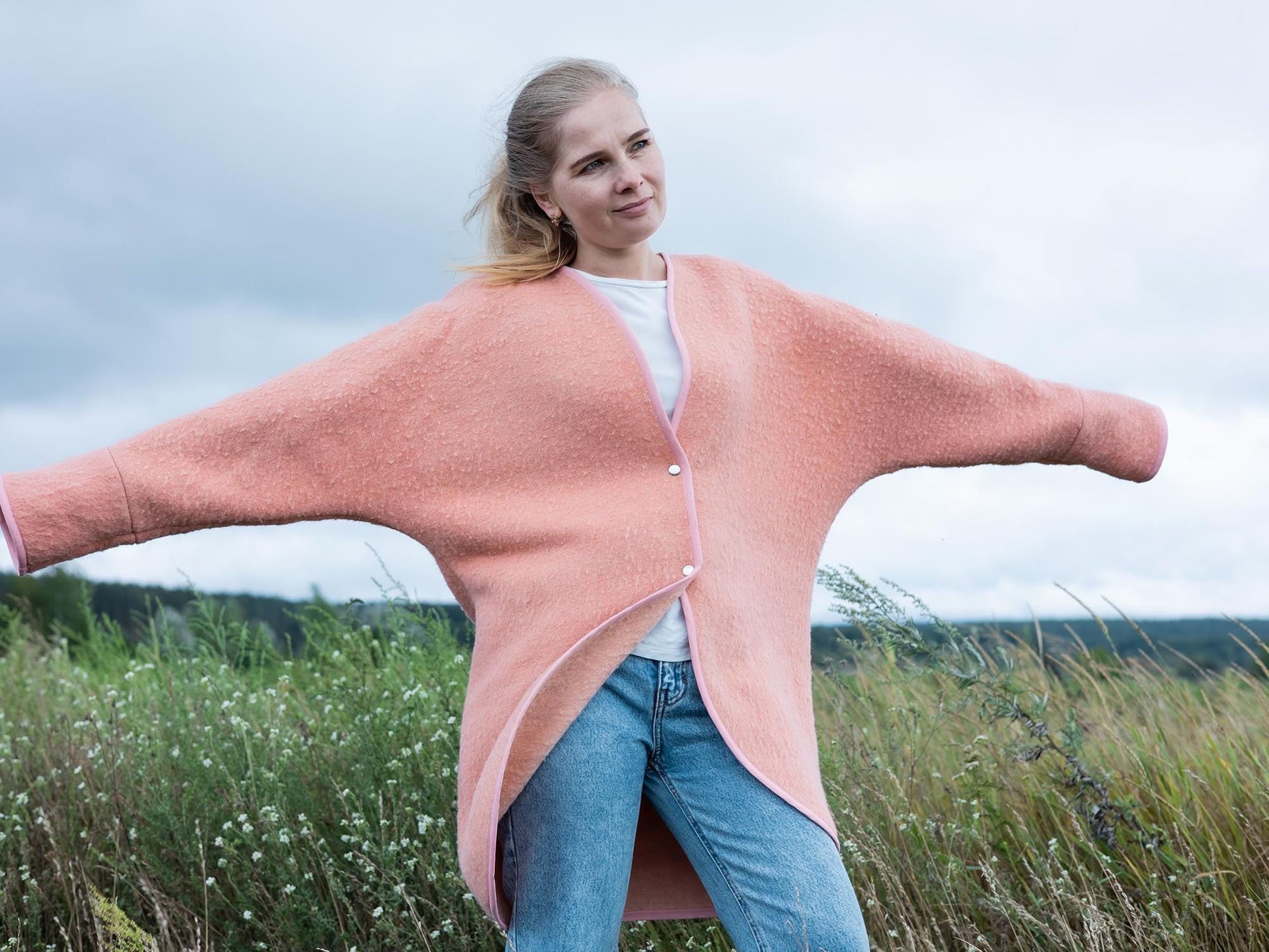 Handmade Pink Wool Coat M L, Upcycled Vintage Blanket Jacket, Oversized Cardigan, Soft Boho Outerwear, Women’s Warm Wool Coat