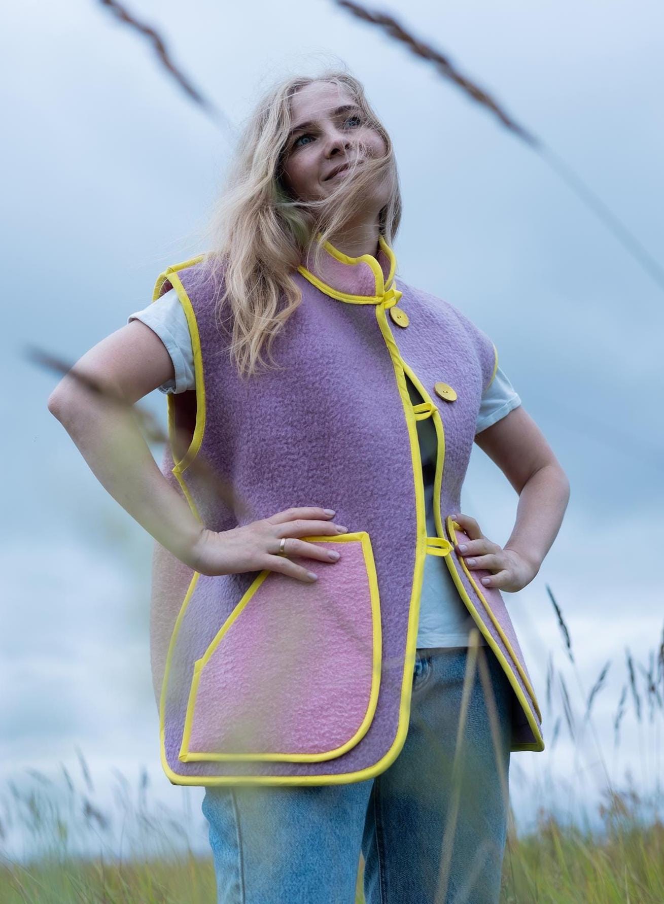 Blanket vest size M,wool blanket vest,upcycled wool Lilac Pink vest,Upcycled Sleeveless Jacket,handmade blanket vests,fleece women vest.