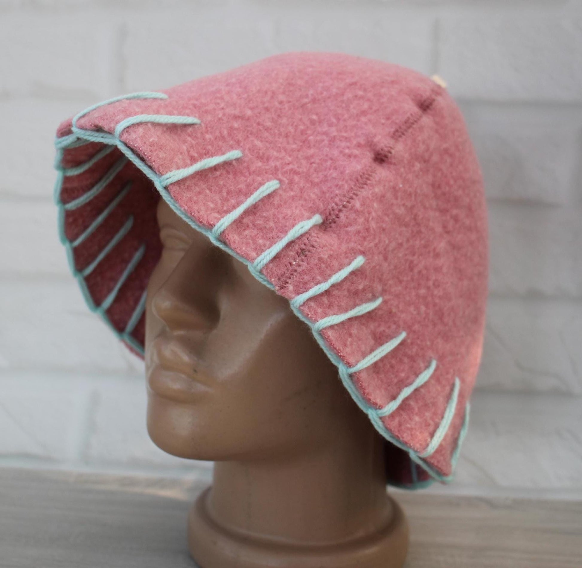 Upcycled Wool Sauna Hat Handmade, Reversible pink Banya Hat, Eco-Friendly Spa Gift, Warm Felted Steam Room Cap for Sauna Lover